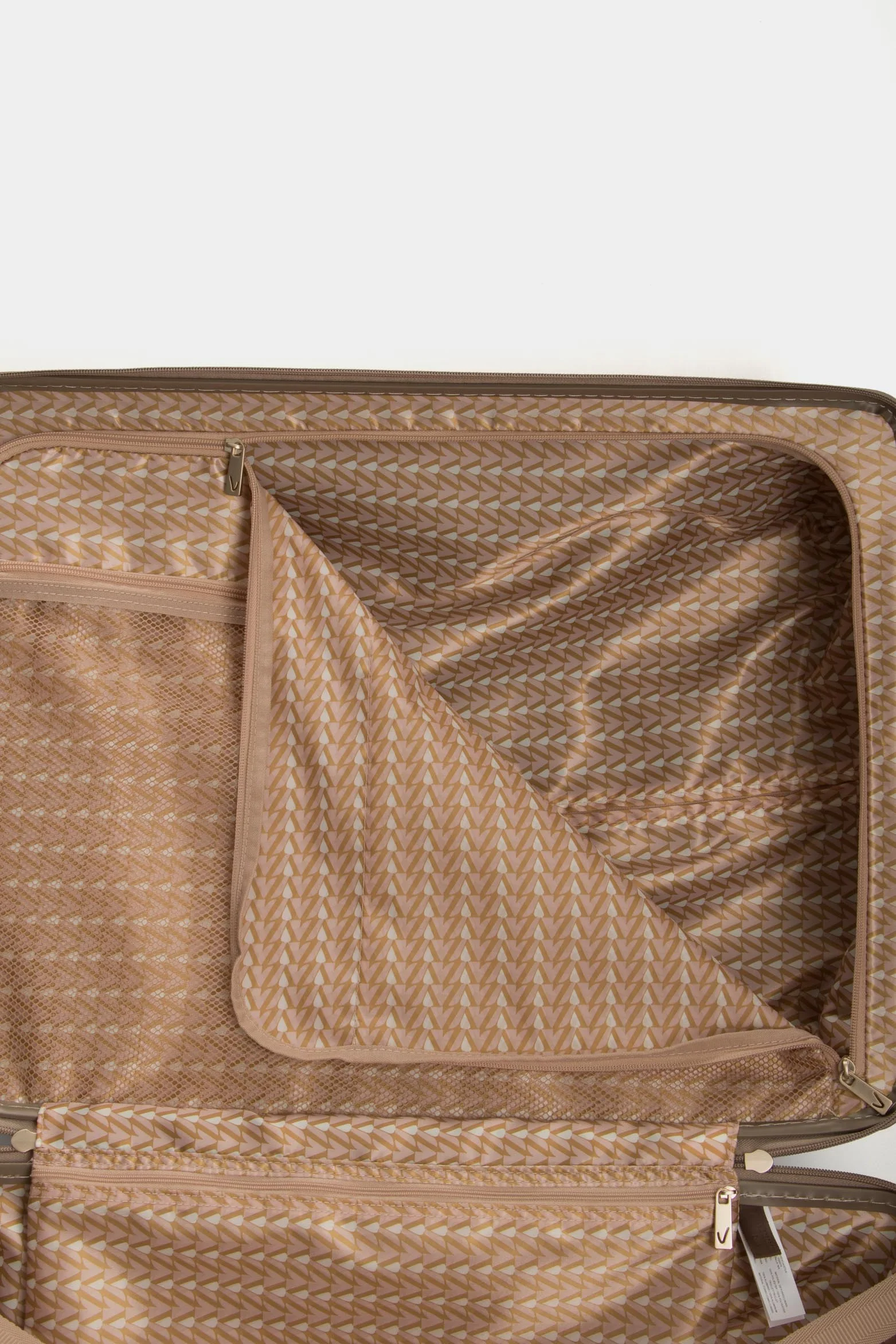 24” Georgia Artisan Executive Suitcase in Gold - Image 8