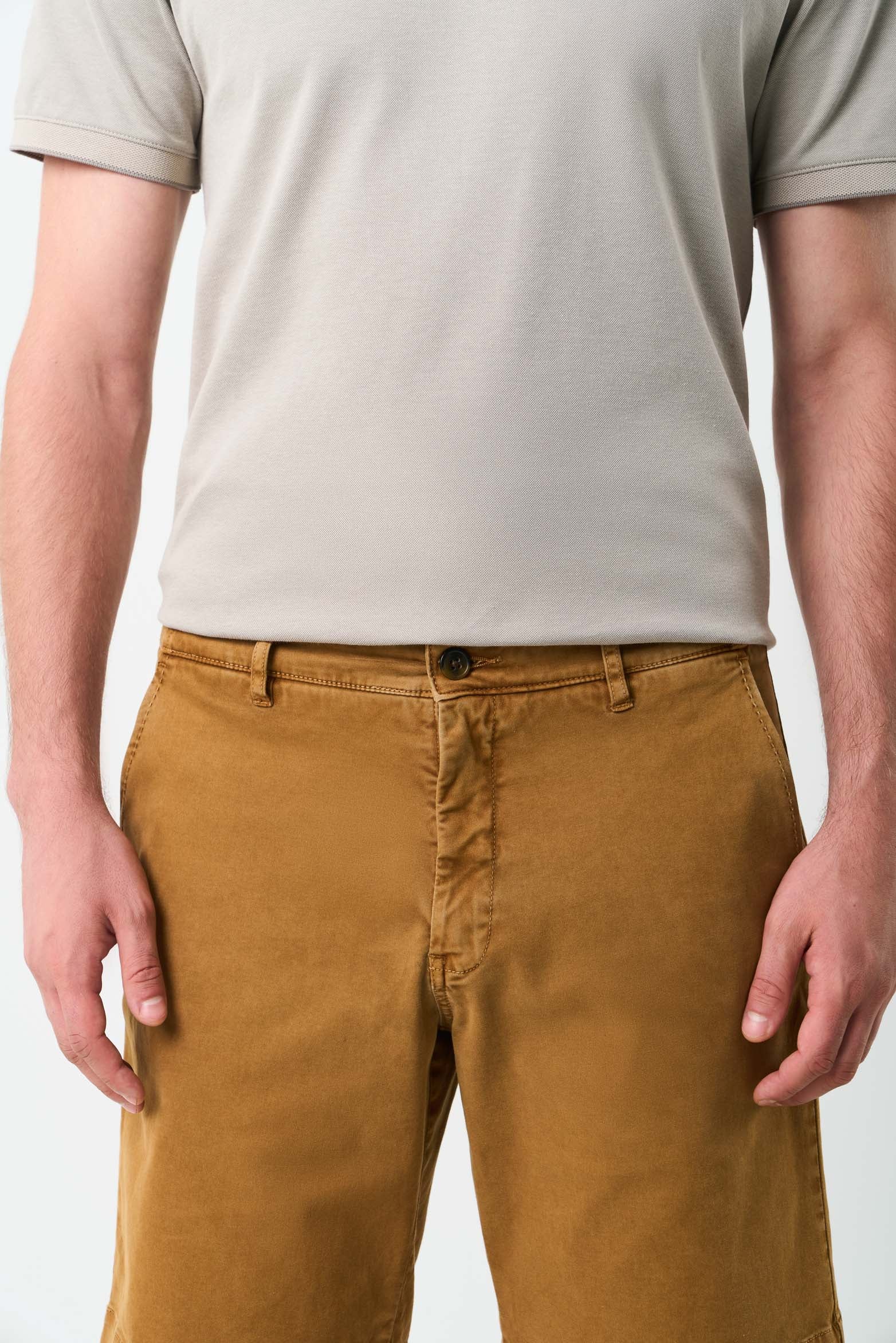 Acacia Bermuda Shorts in drill, relaxed fit for men - Image 6