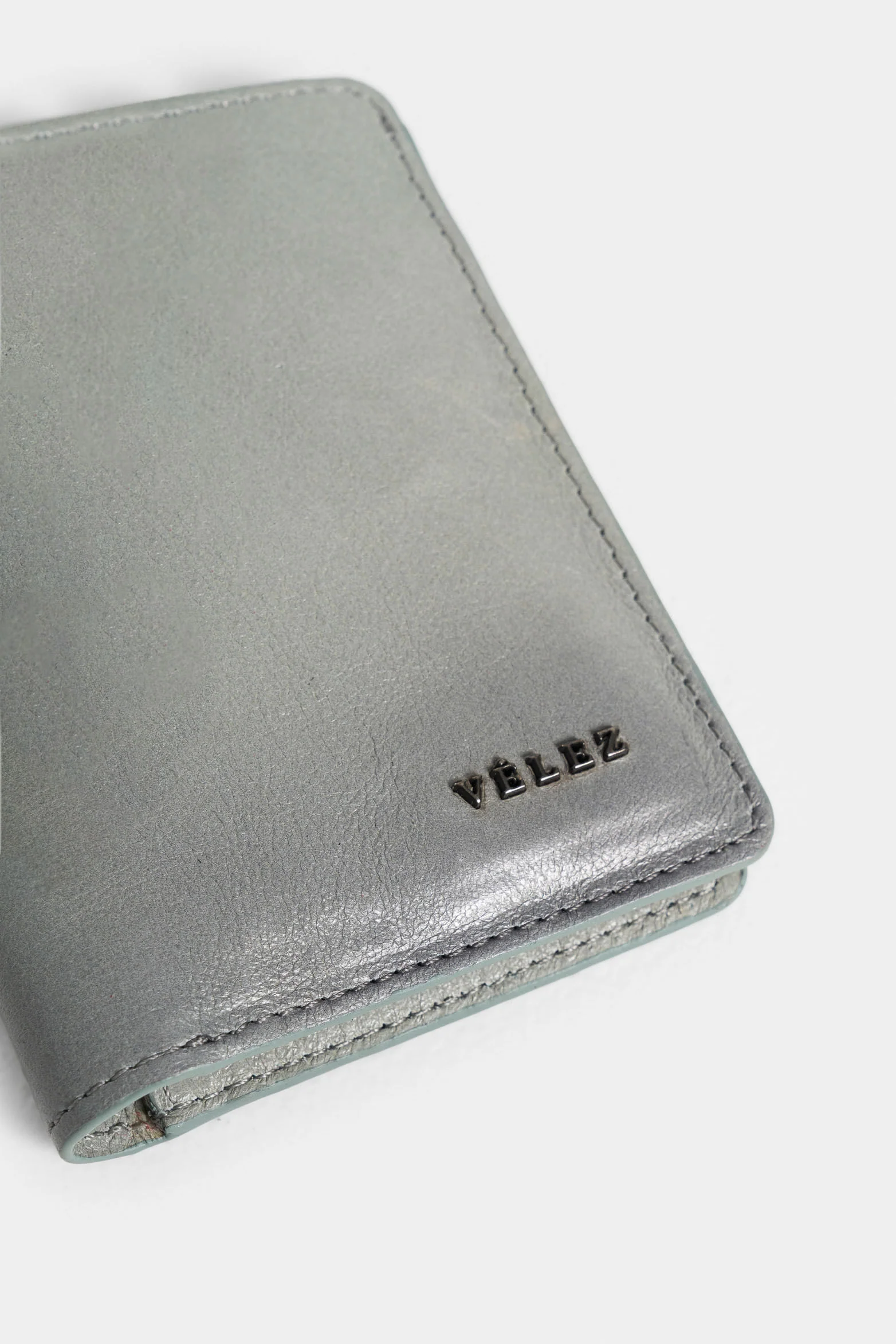 Alava Leather Wallet for Men with Extractable Card Holder - Image 4