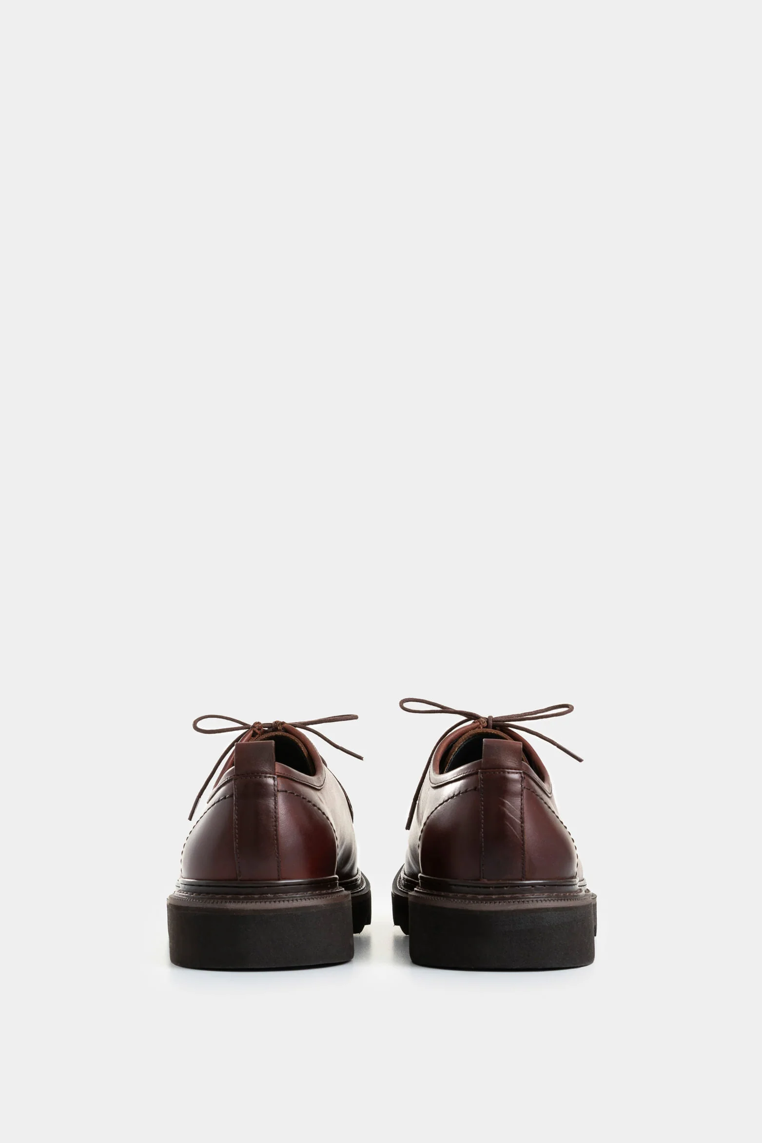 Amber Corded Leather Shoe for Men with Stitching Detail - Image 3