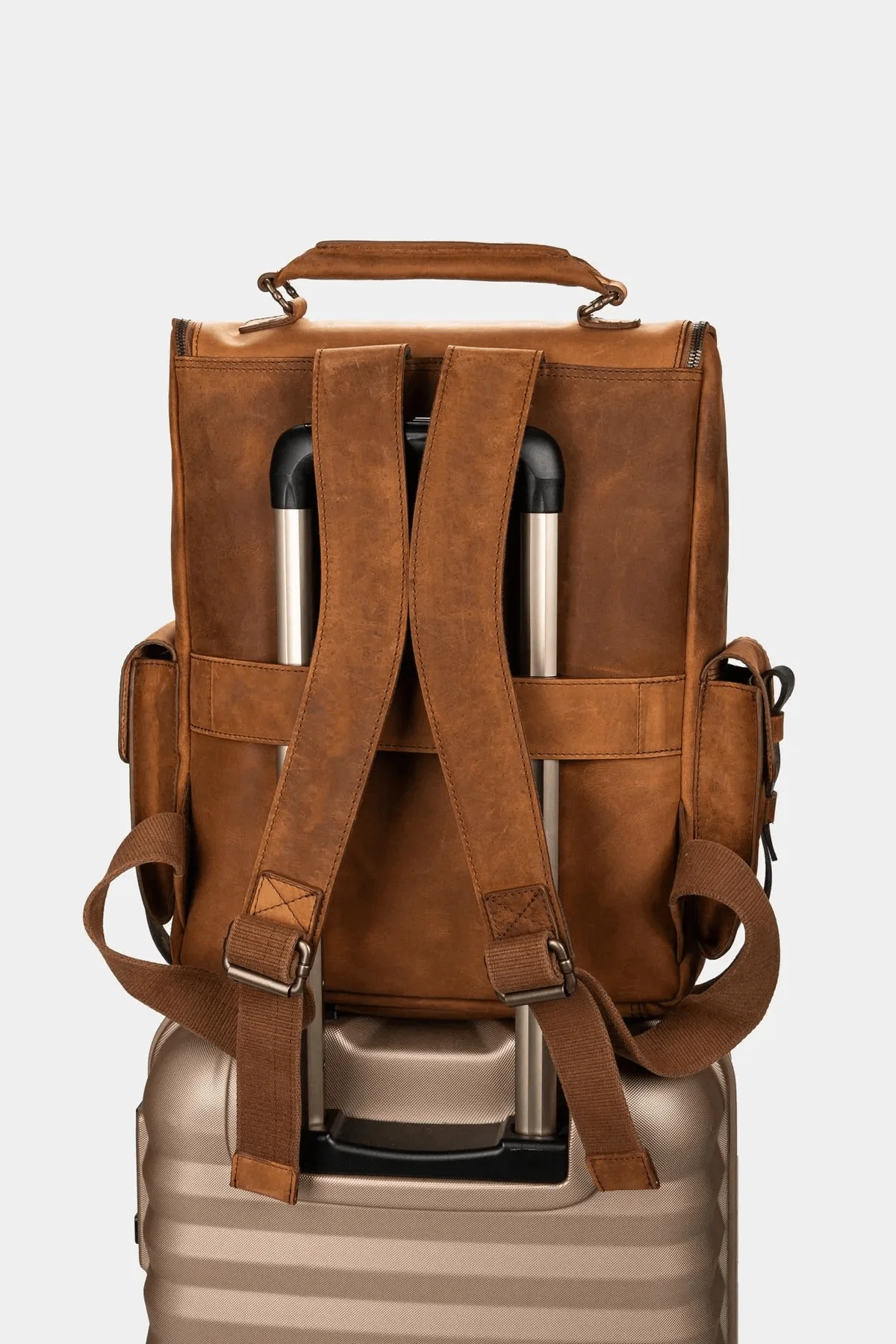 Archaeology Men’s Backpack in Vintage Leather - Image 8