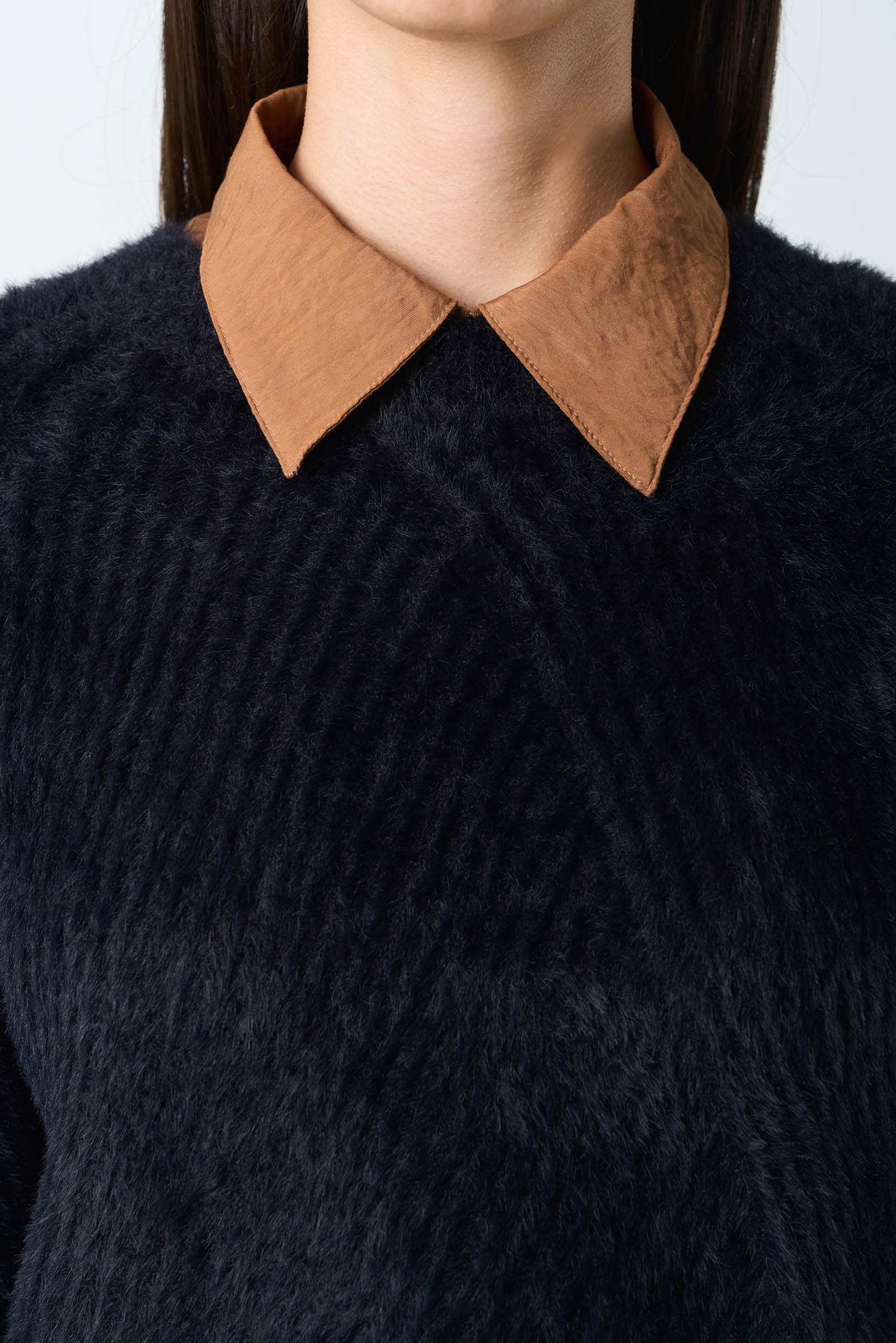 Asymmetrical ribbed Liora sweater for women - Image 6