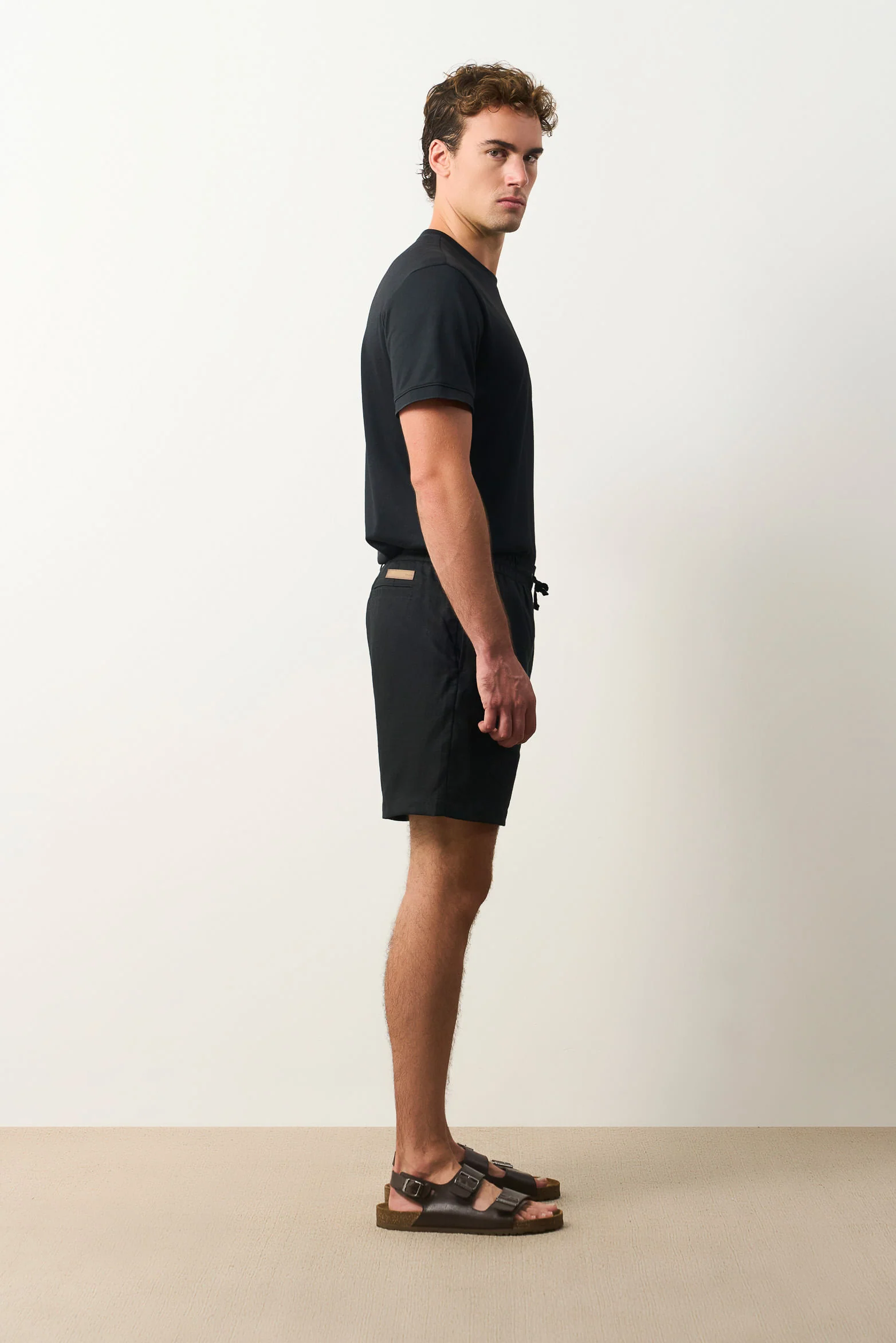 Bélgica linen bermuda shorts for men - Image 2