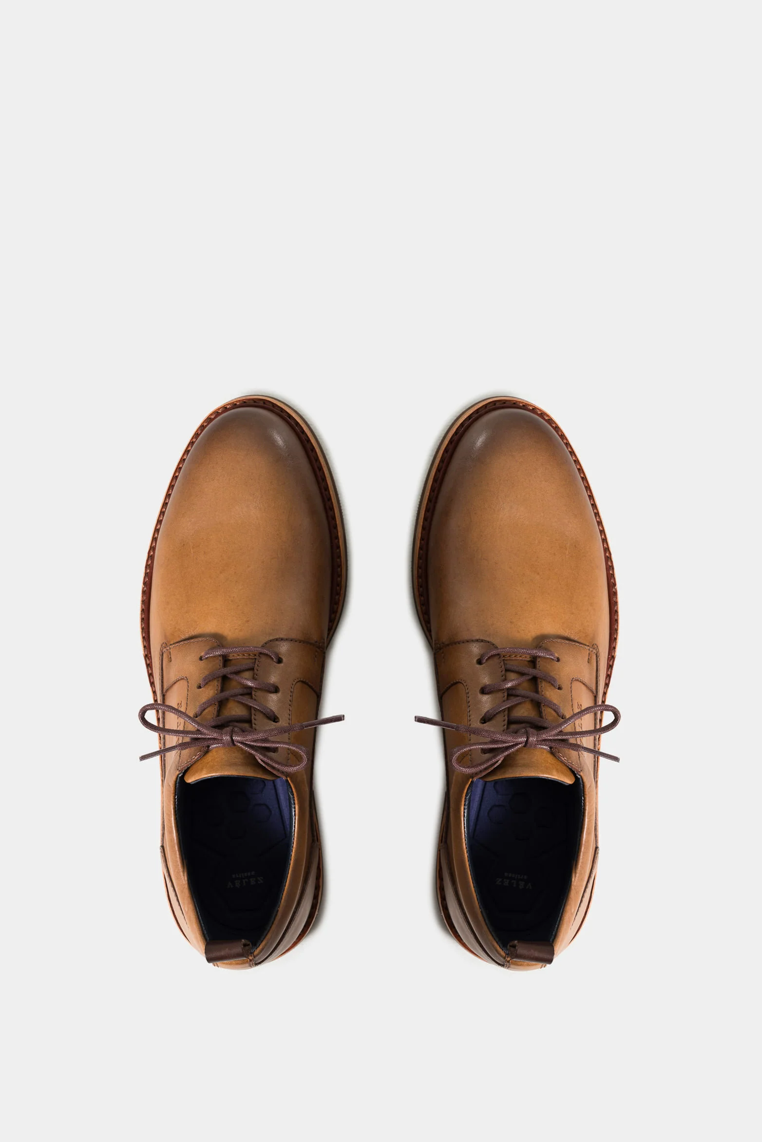 Boreal Páramo antique-effect leather lace-up shoes for men - Image 4