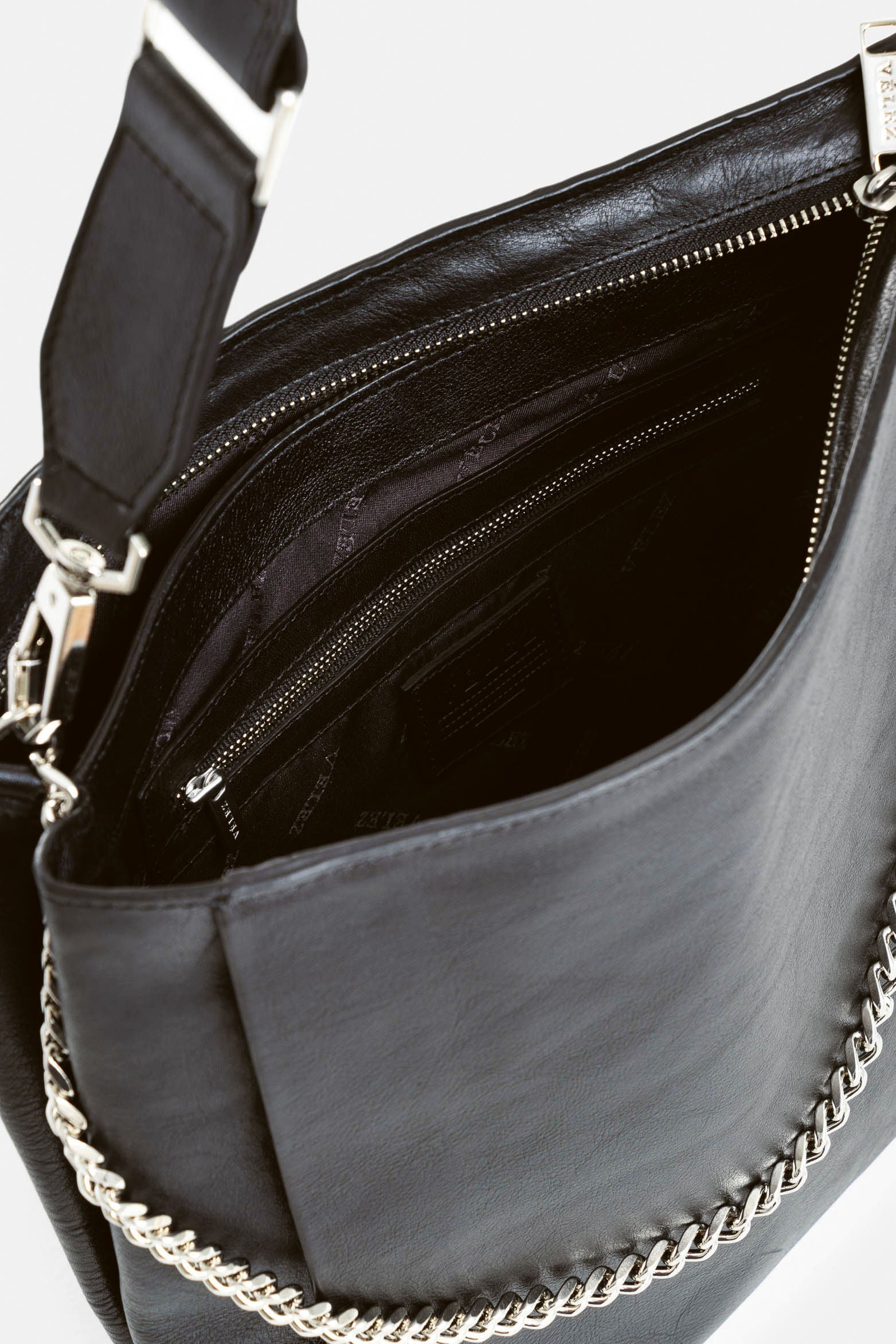 Caltha Leather Shopping Bag for Women with Metal Handle - Image 5