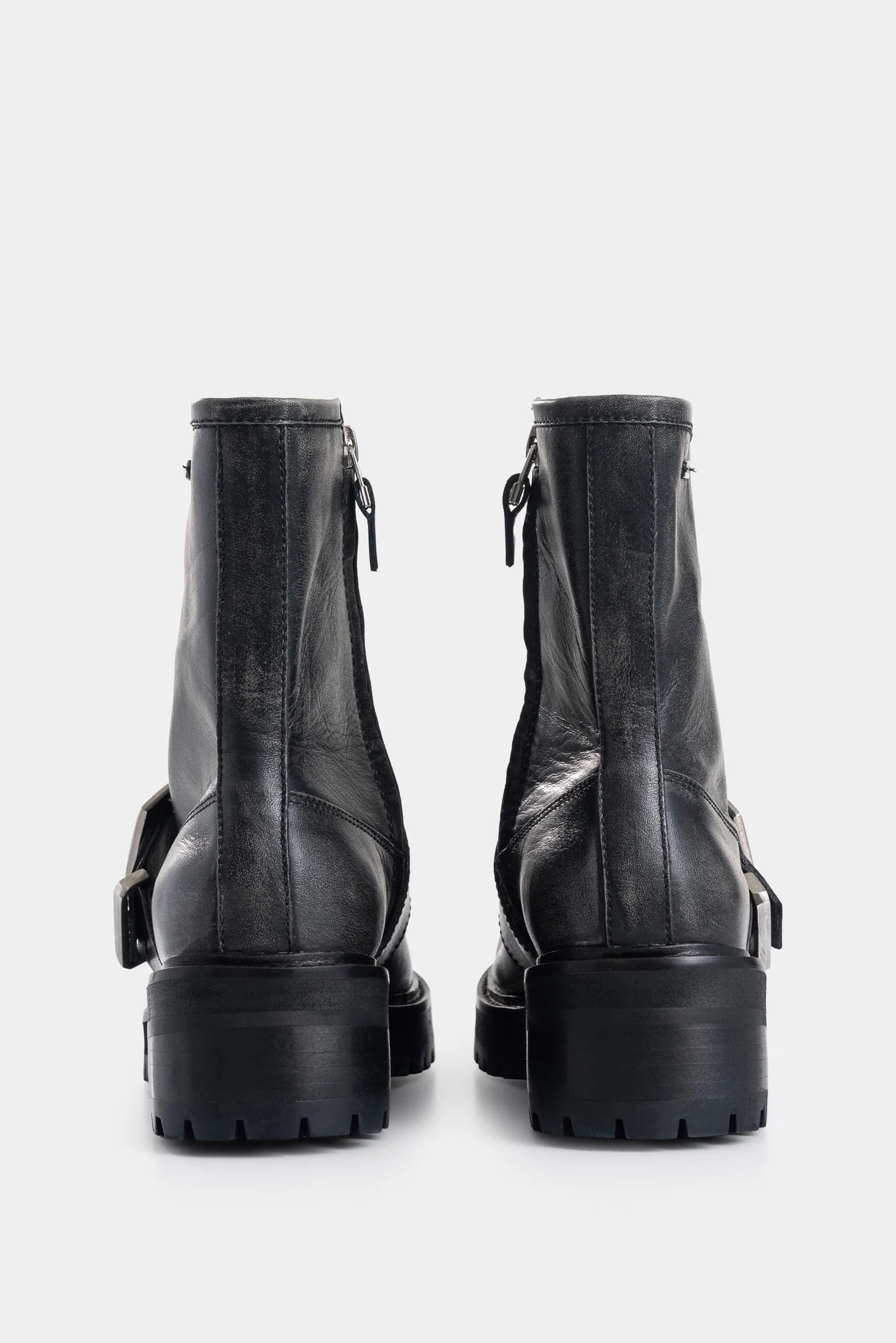 Chelsea Noir Brush Off Leather Boots for Women with Rider Style - Image 3
