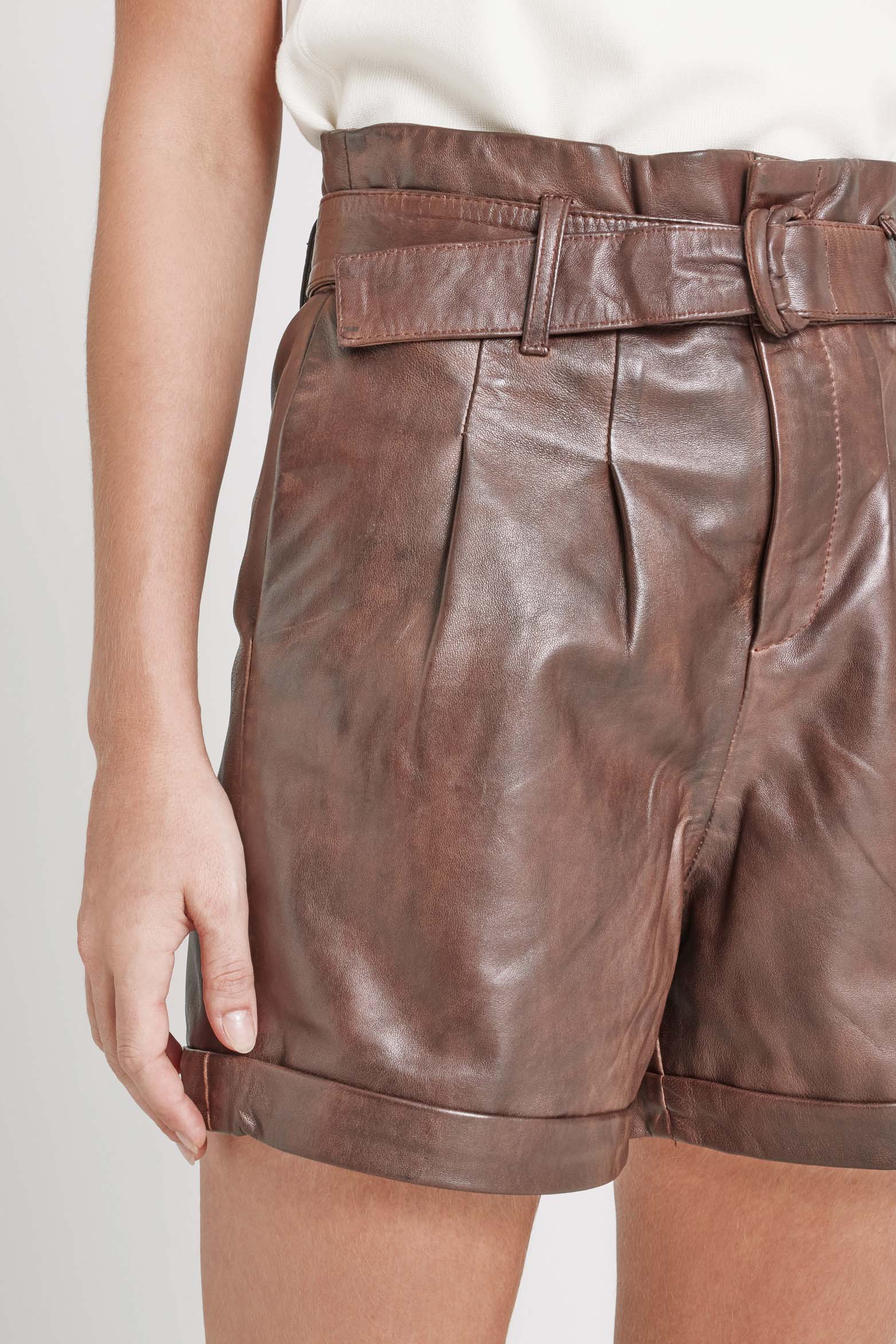 Clover leather shorts for women with belt and buckle - Image 2