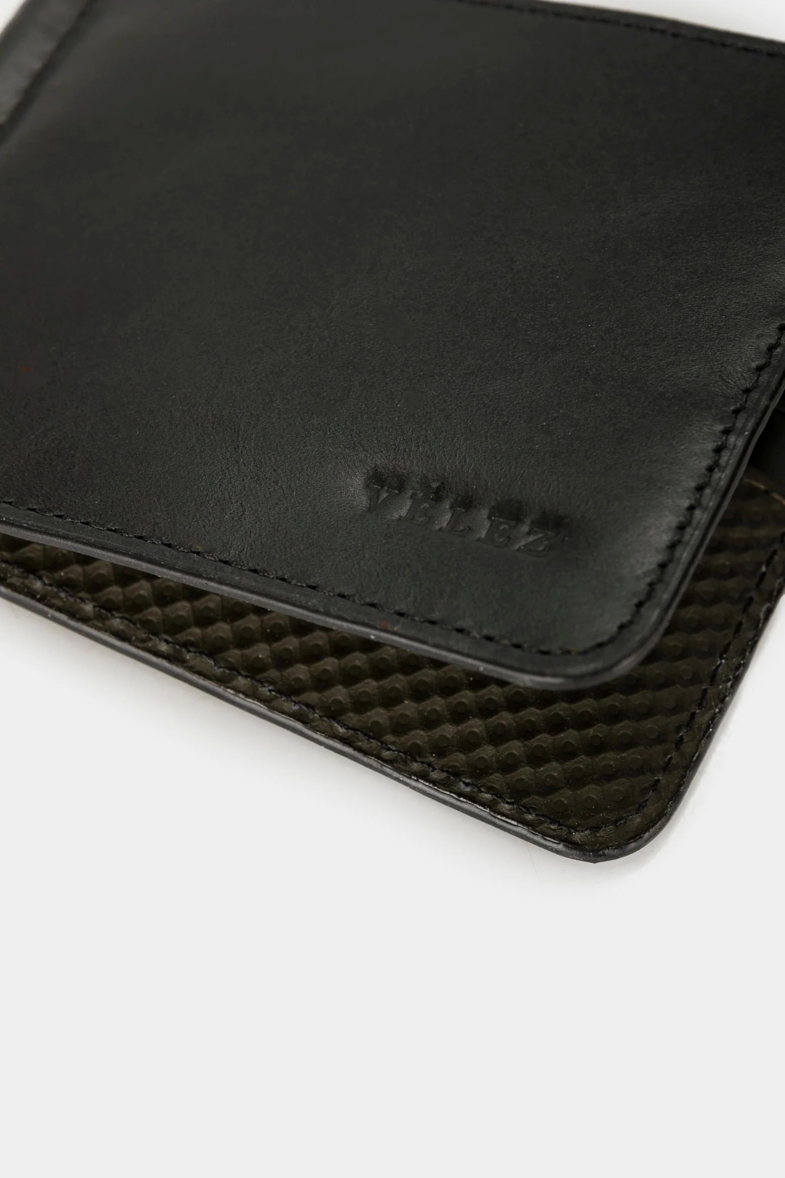 Contrast Leather Card Holder in Black - Image 4