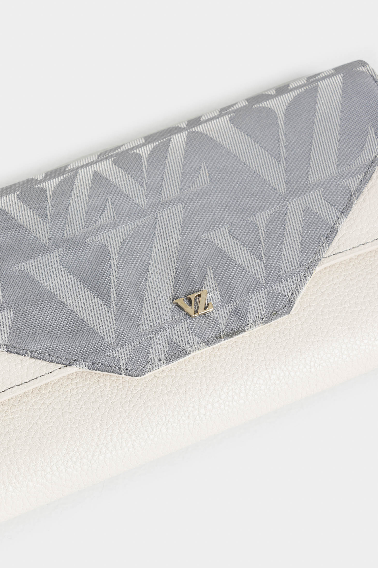 Damascus Leather and Canvas Checkbook Wallet for Women, Monogram - Image 4