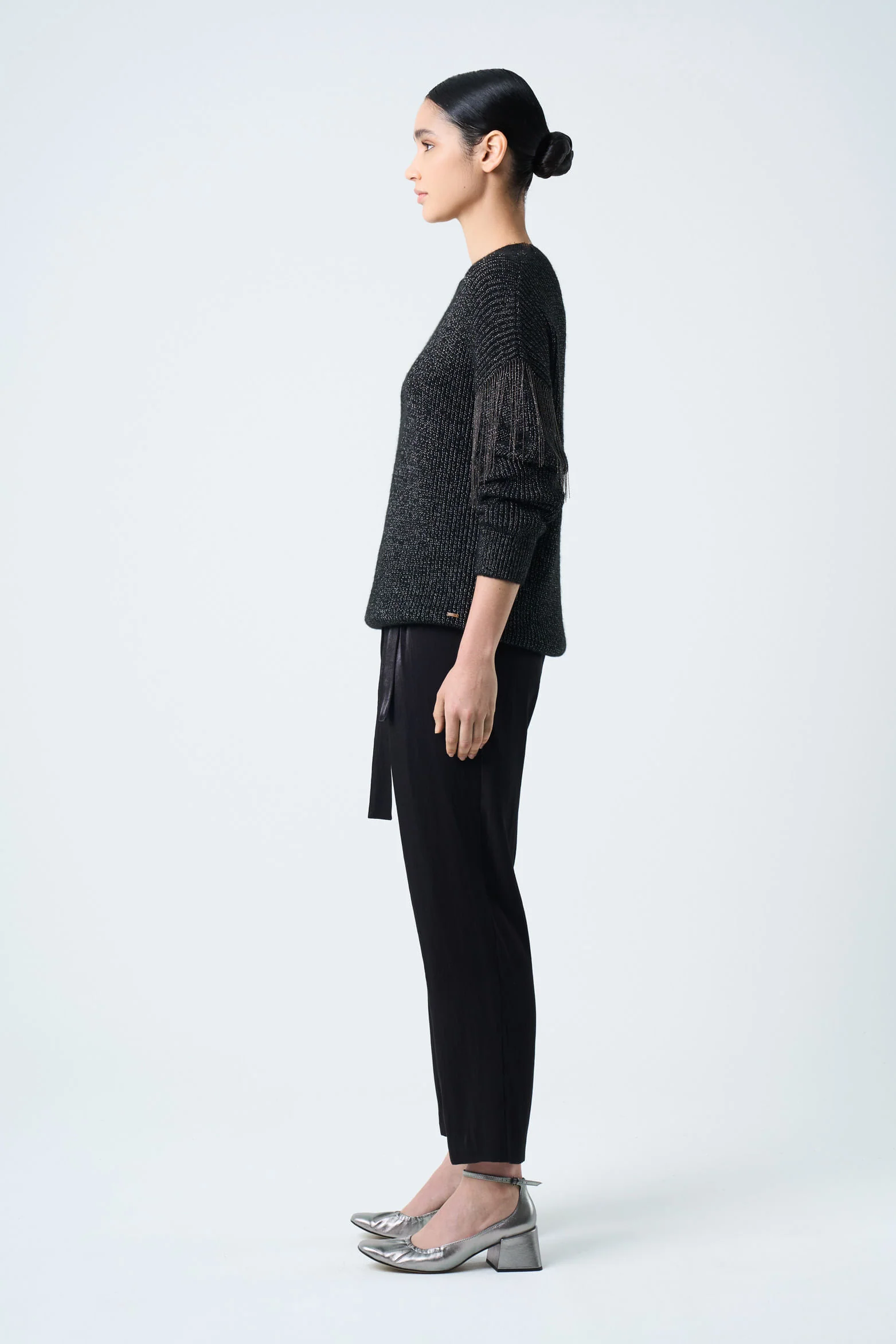 Draco knit sweater for women with fringe and millaré details - Image 2