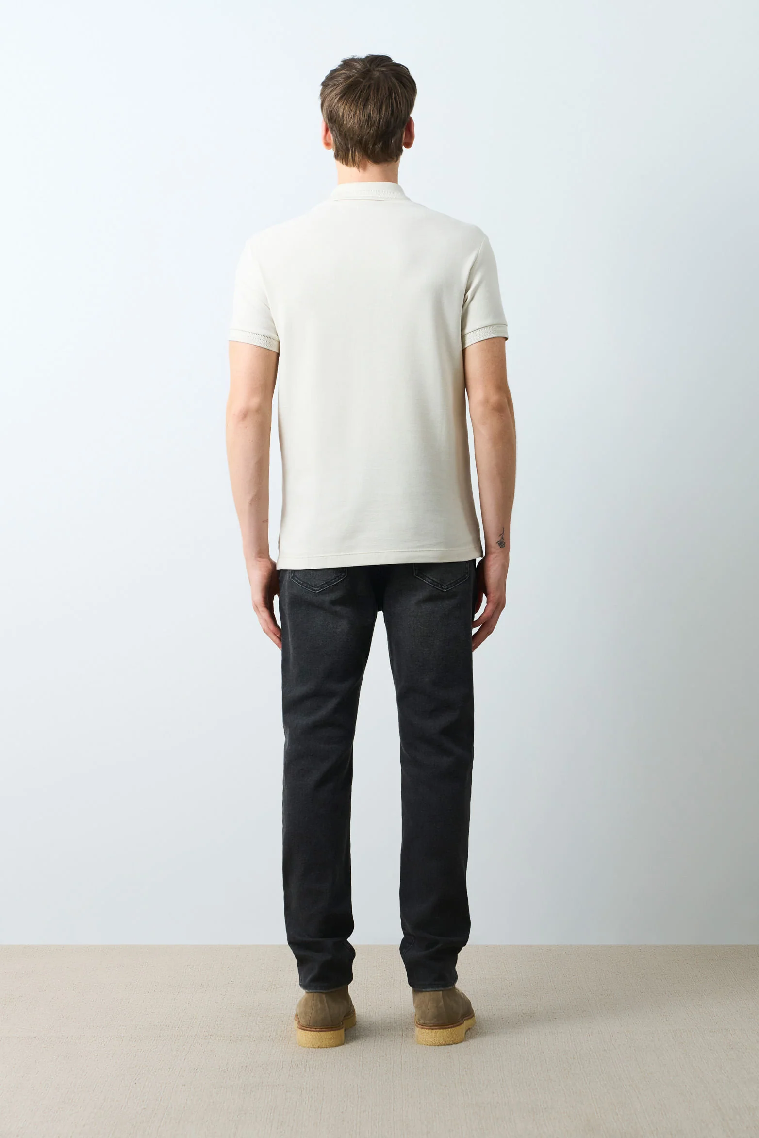 Essential short-sleeve polo for men textured - Image 3