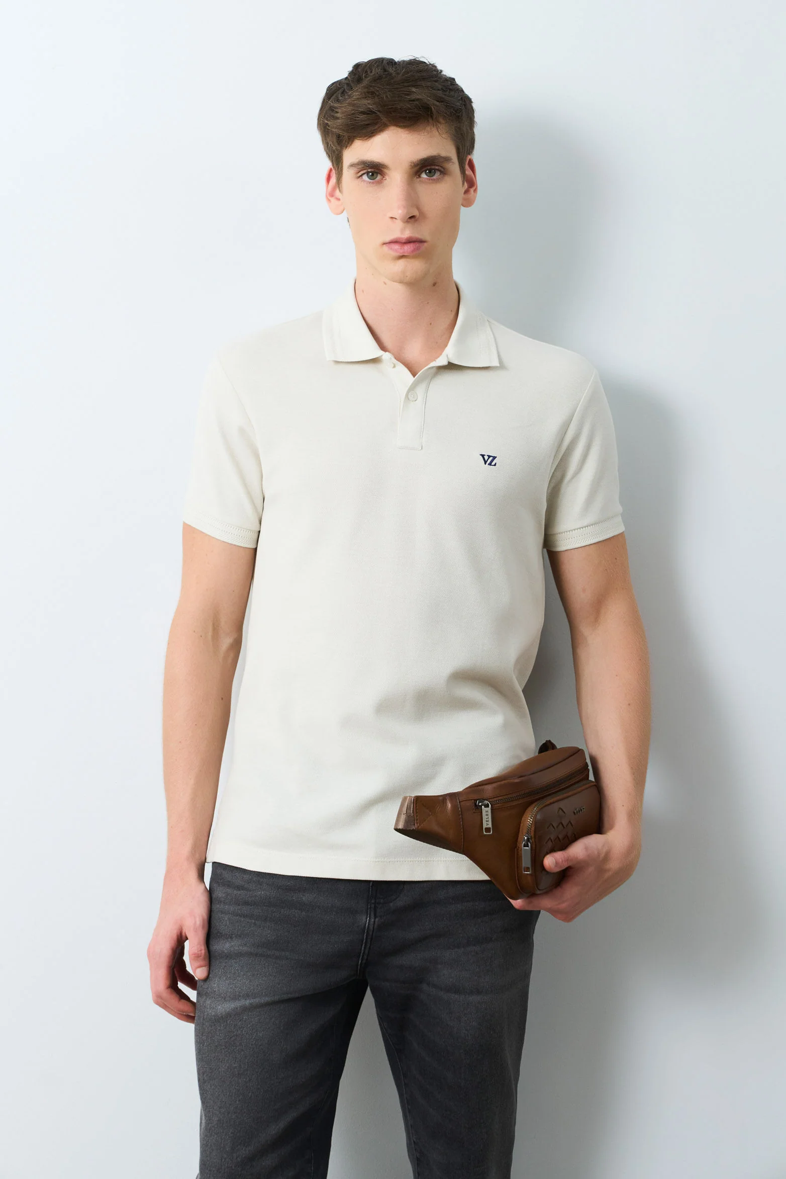 Essential short-sleeve polo for men textured - Image 7