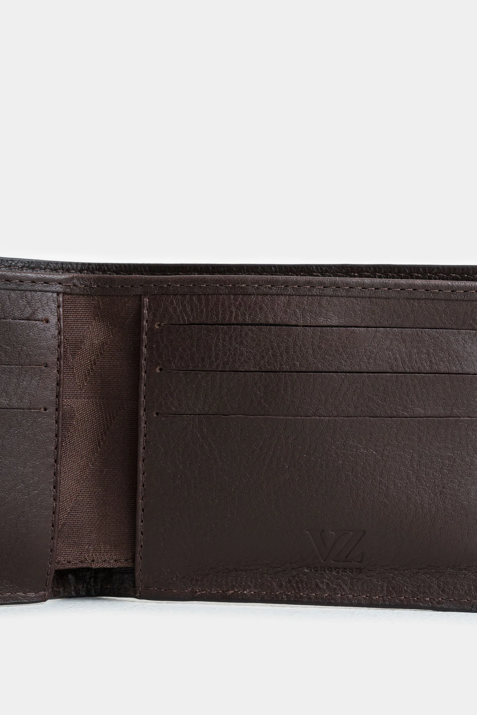 Garda Leather Wallet for Men with Vz Monogram - Image 5