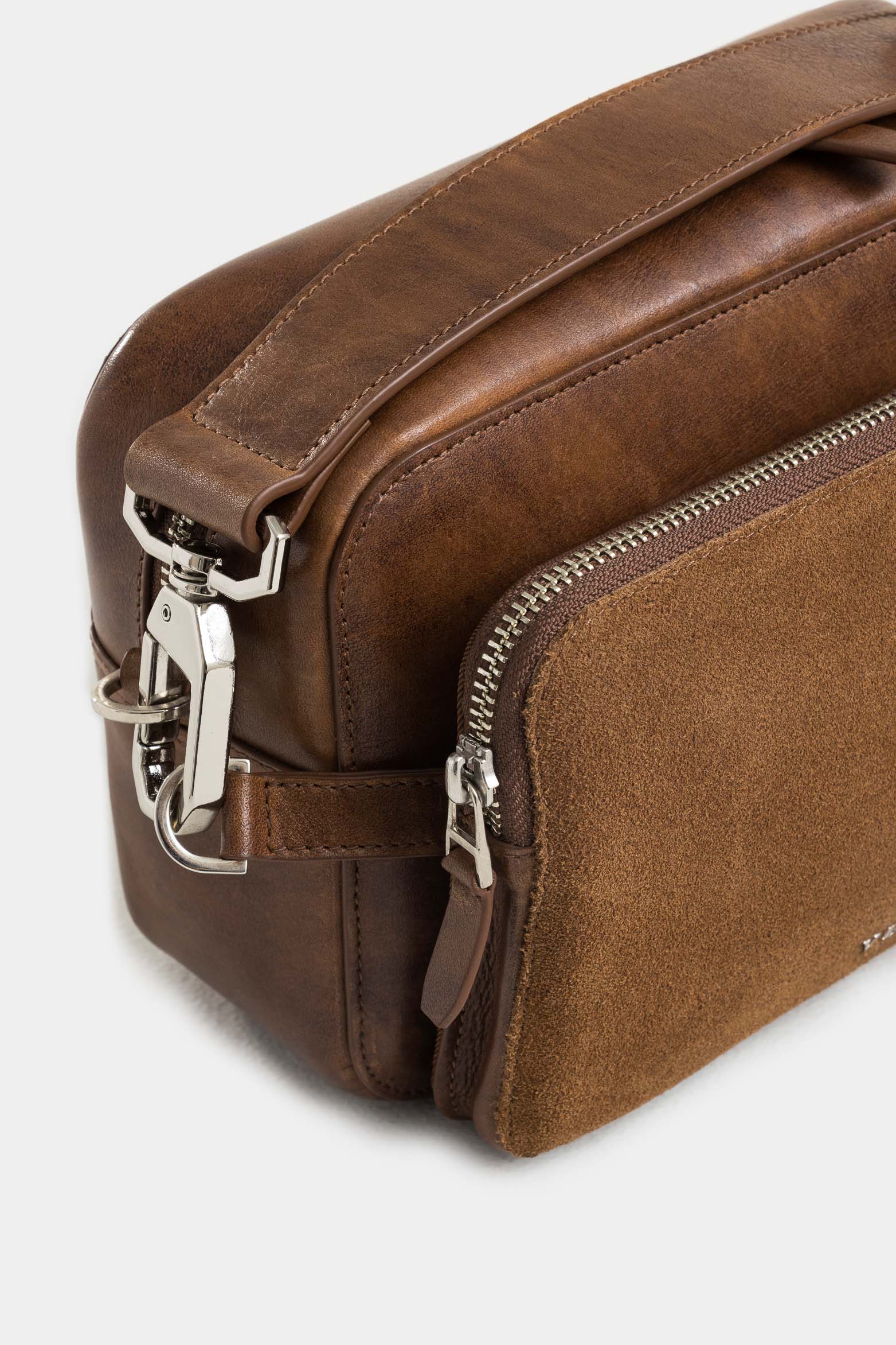 Halo 2 Smooth and Sueded Leather Multifunctional Hands-Free Bag for Men - Image 4