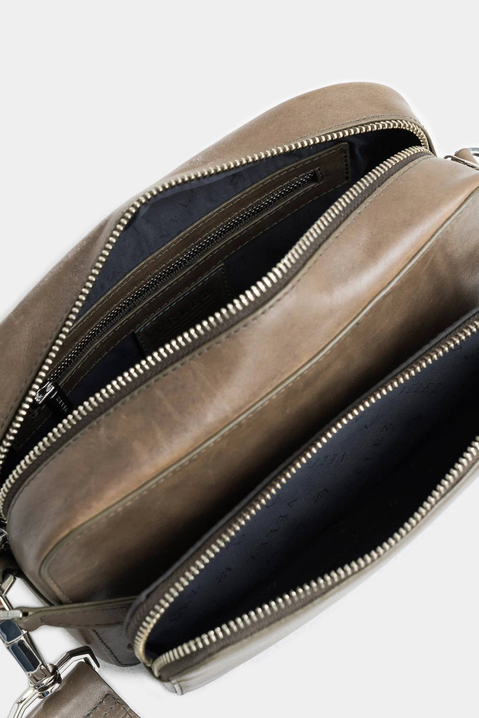 Halo Multifunctional Leather Hands-Free Bag for Men - Image 5