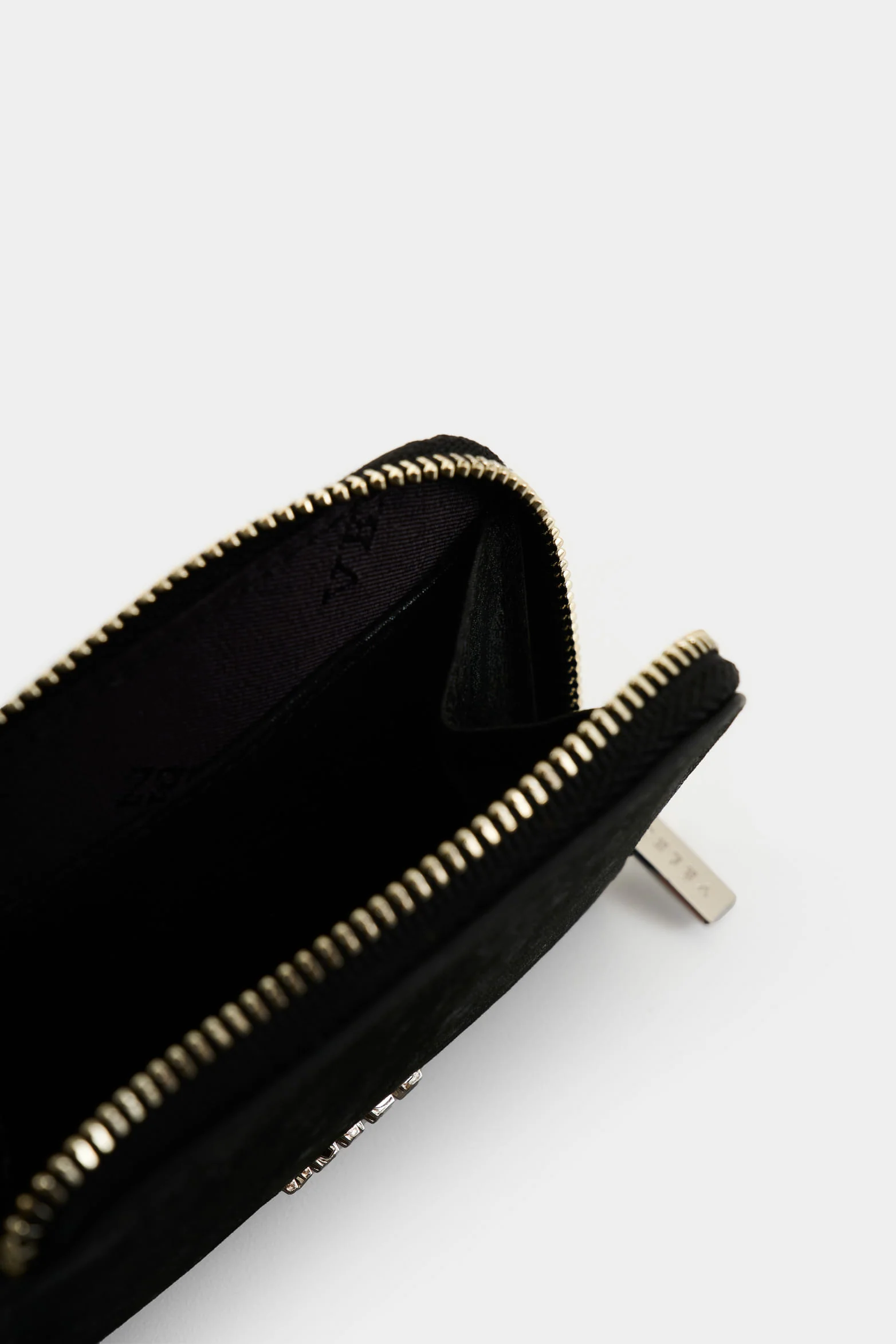Holy Leather Document Holder for Women with Zipper - Image 5