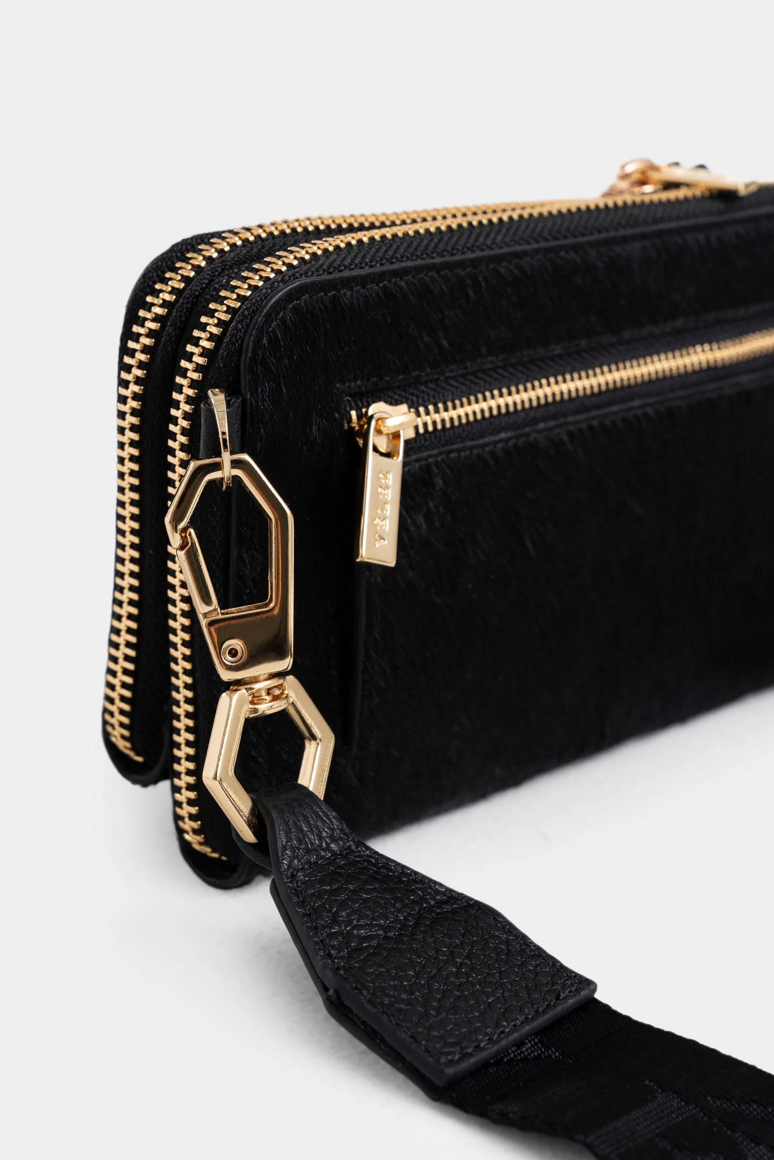 Ibiza Leather Checkbook Holder with Removable Strap - Image 5