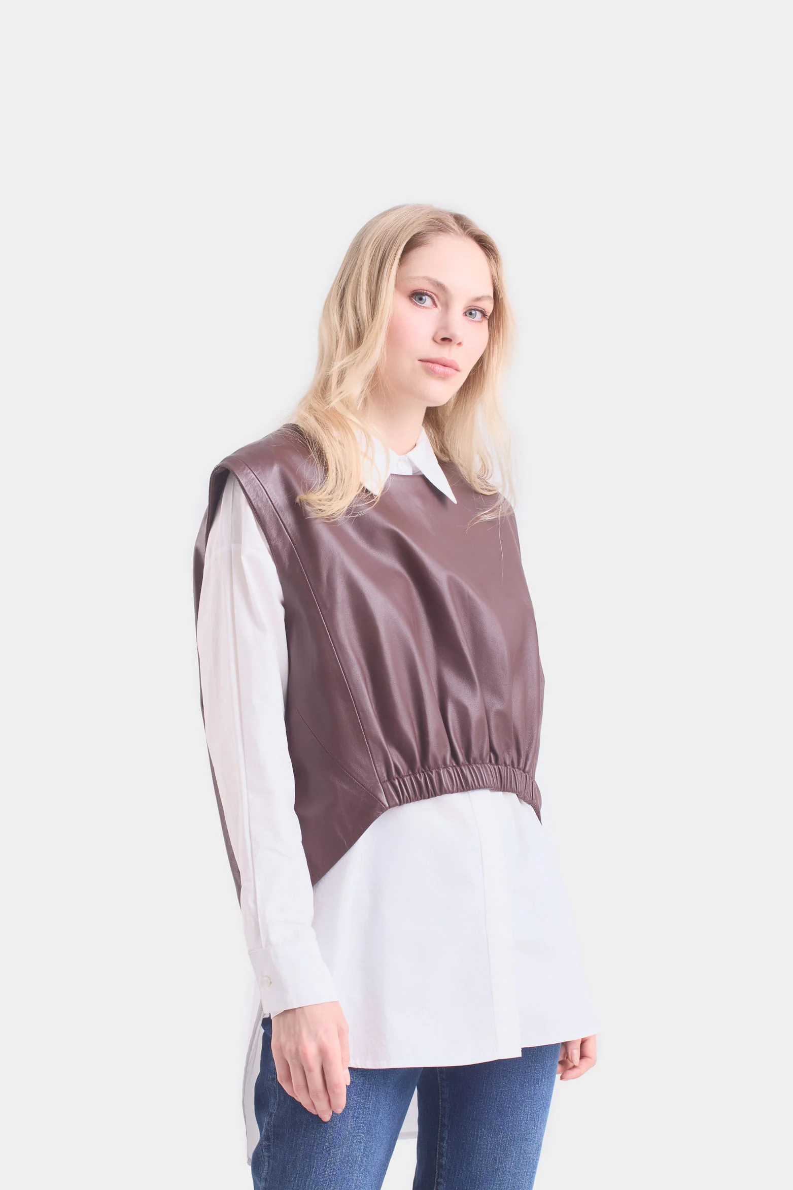 Iris Leather Shirt for Women with Front Elastic - Image 3