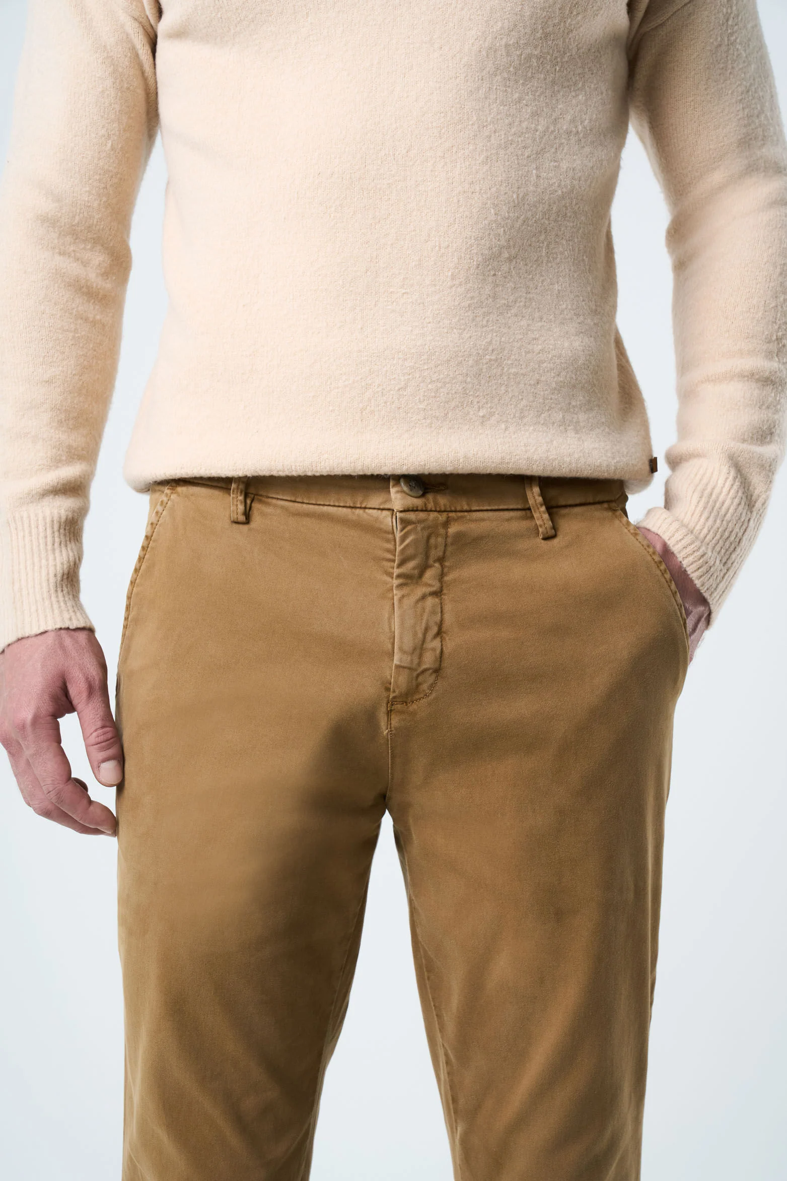 Italian Fit Semi-Fitted Chino Pants for Men - Image 6