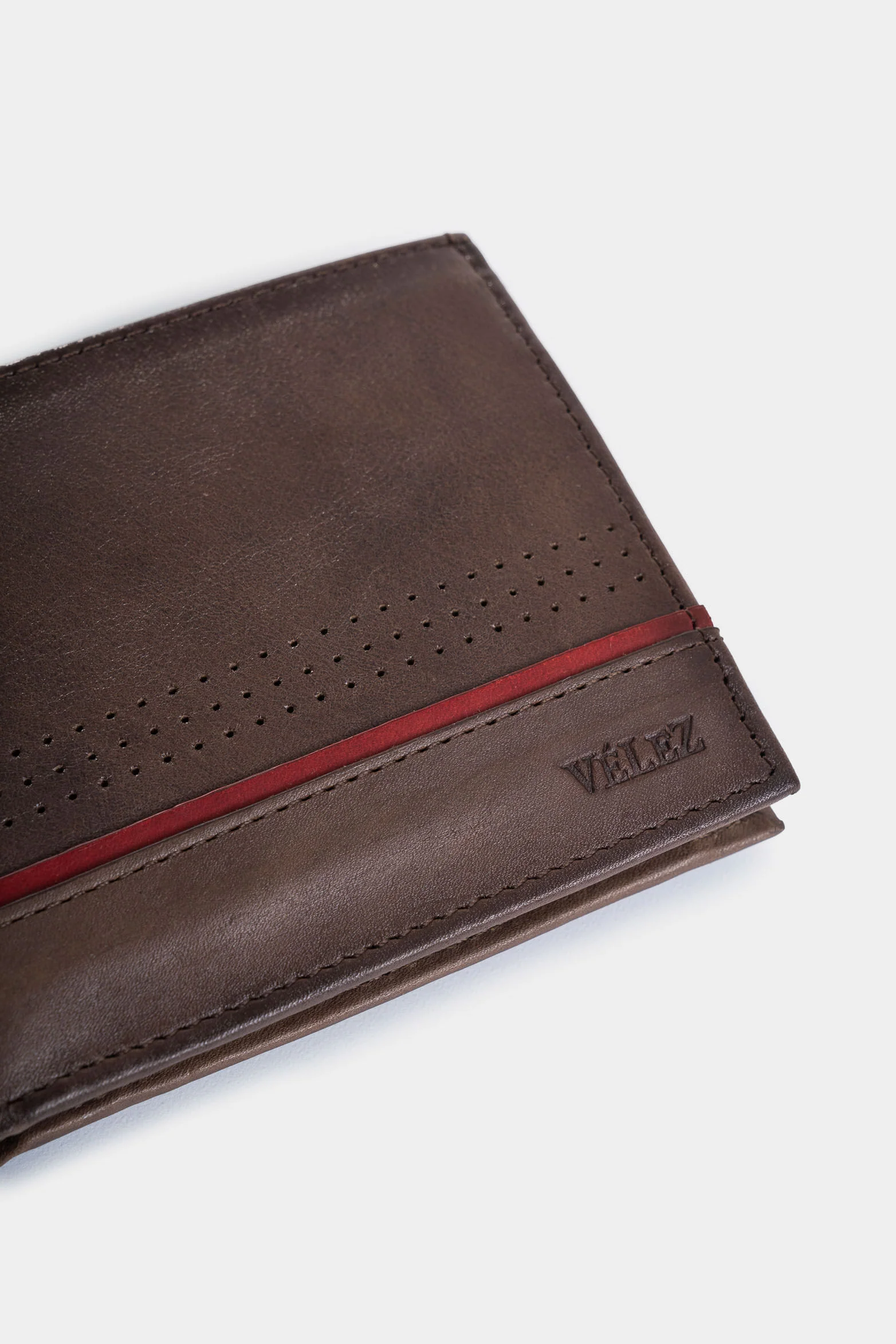 Kaleidos Leather Wallet for Men with Contrast Detail - Image 4