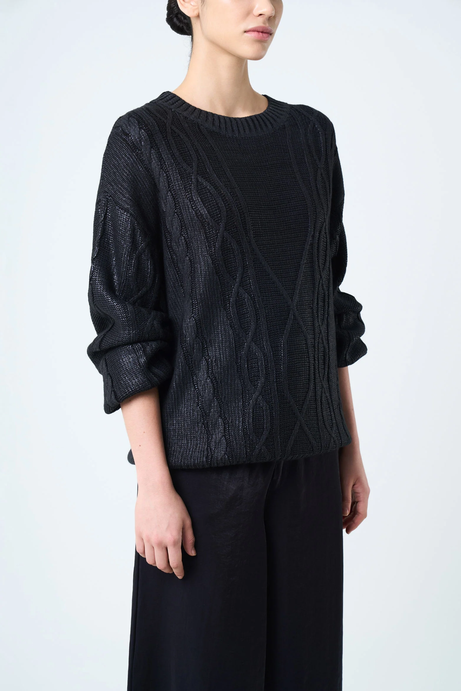 Layla knitted sweater for women with resin effect - Image 5