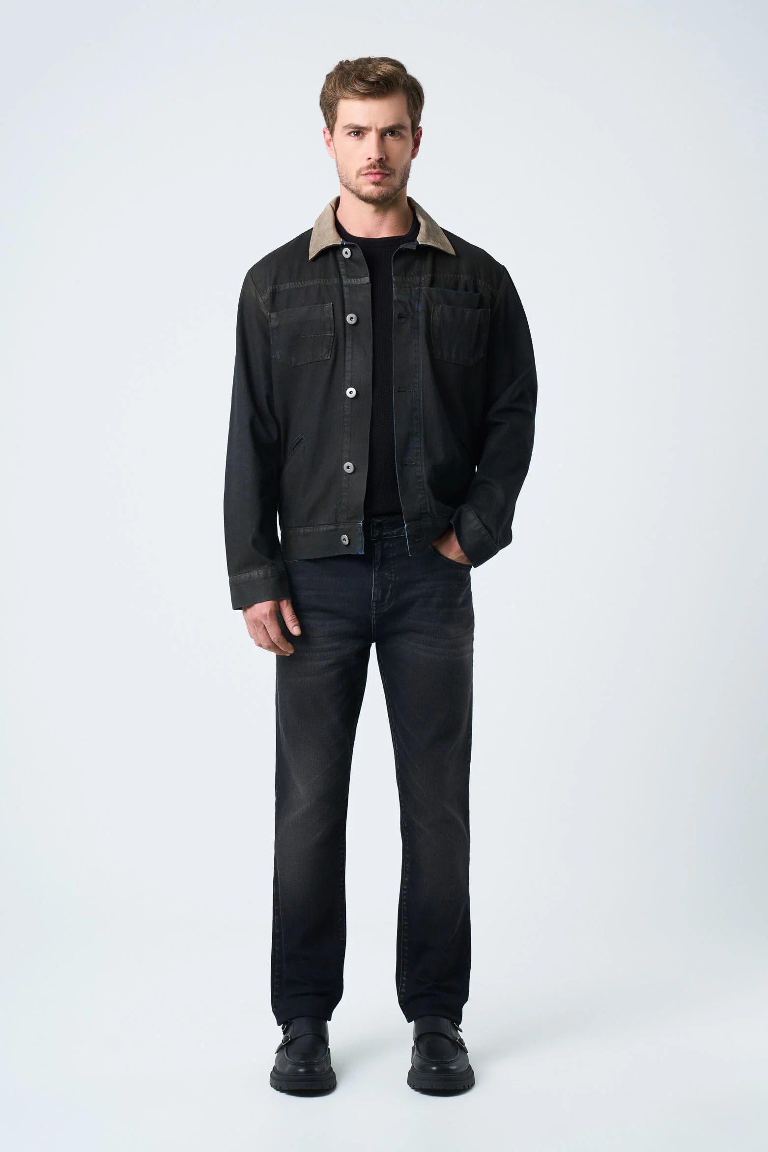 Lerna Jacket in Denim and Leather for Men, Trucker Silhouette - Image 4