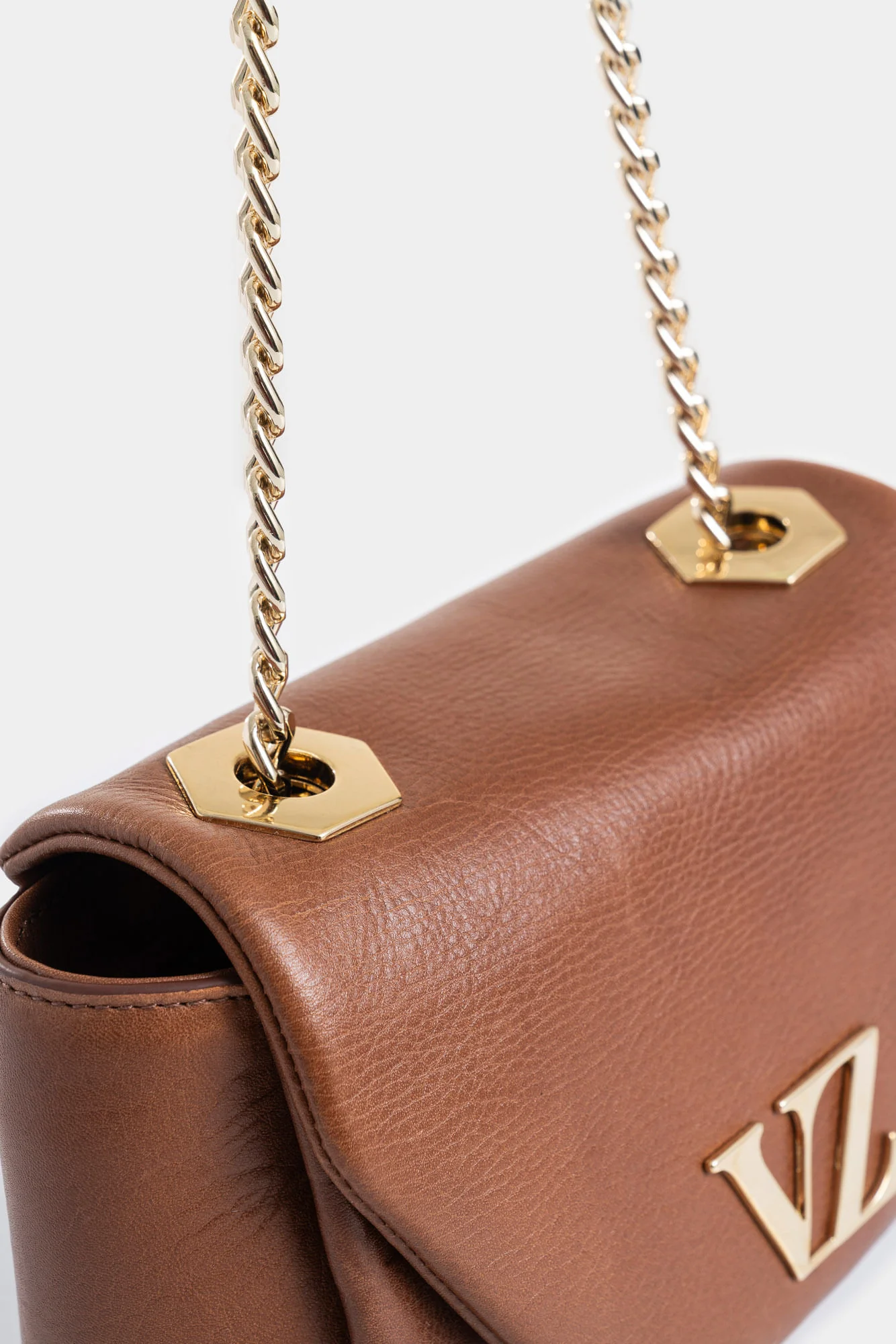 Lili 3.0 Mini Hands-Free Leather Bag for Women Chain - Image 4
