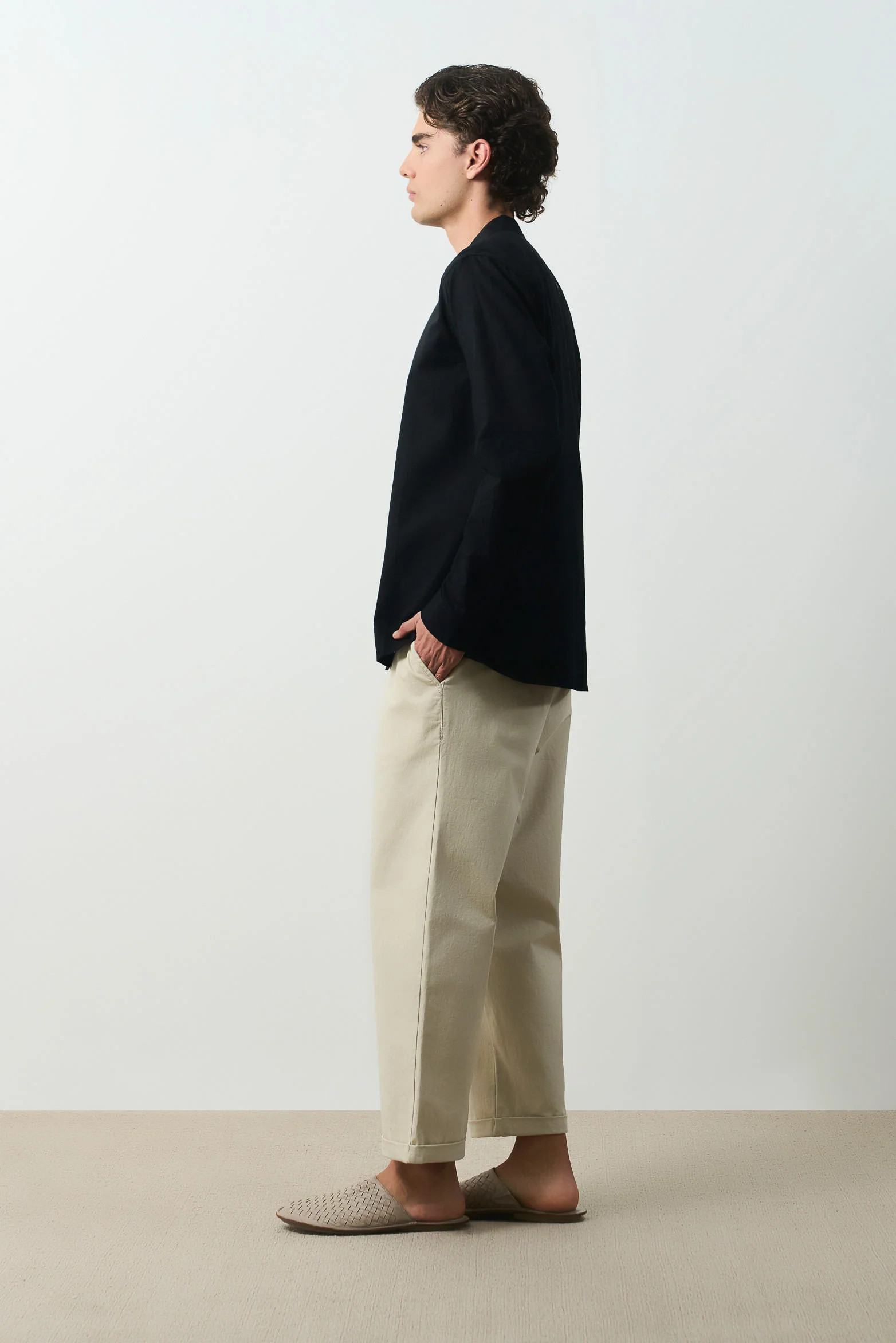 Long-sleeve linen shirt for men with Nerú collar - Image 2