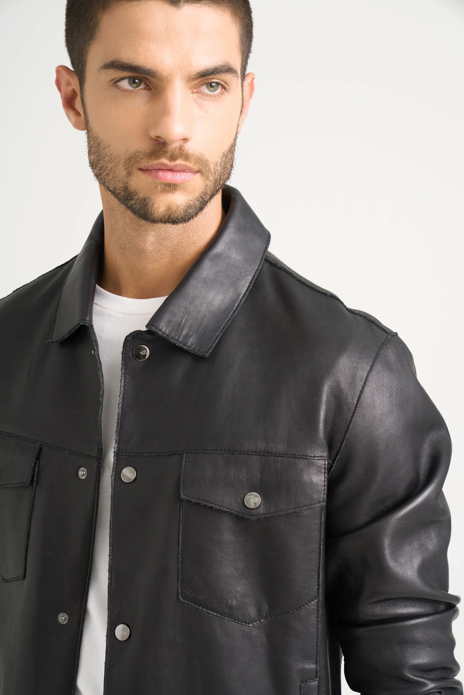 Lucca leather jacket for men trucker silhouette - Image 3