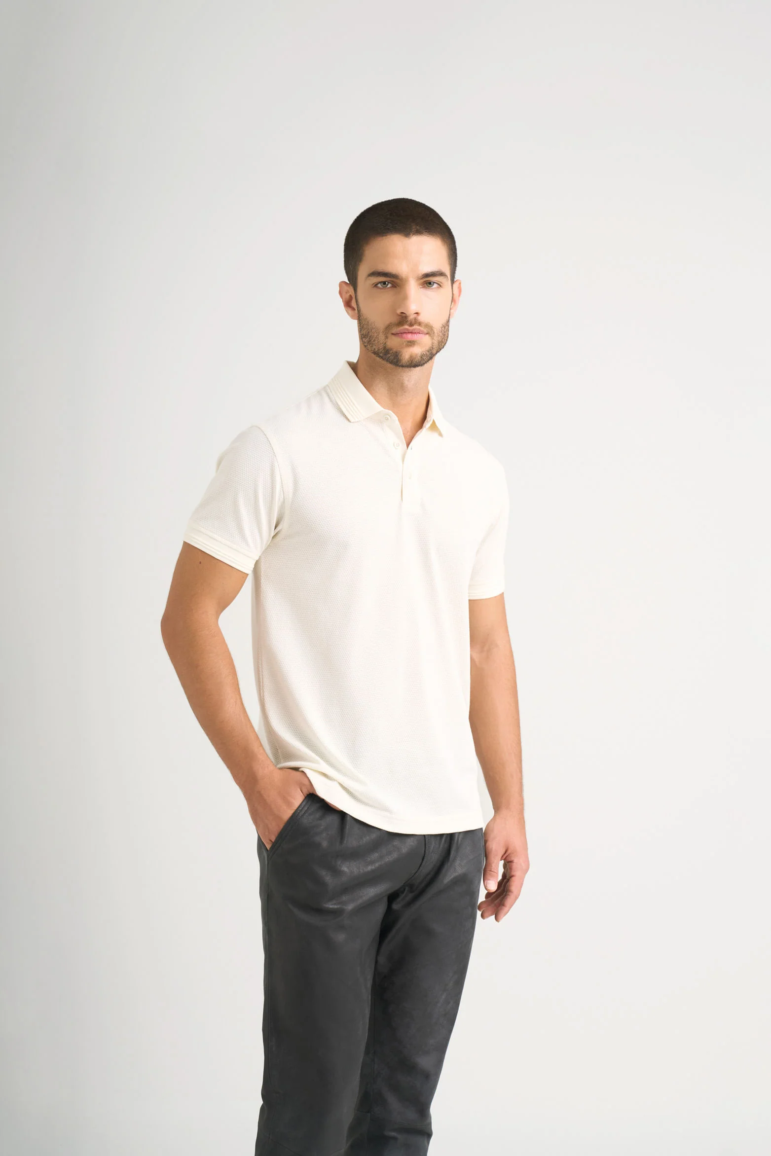 Lucca short-sleeve textured polo shirt for men - Image 4