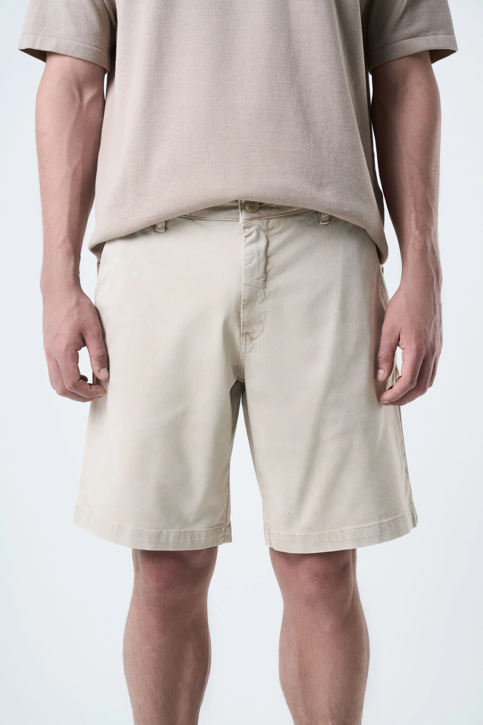 Marfil Linen Bermuda Shorts for Men Wide Fit - Image 4