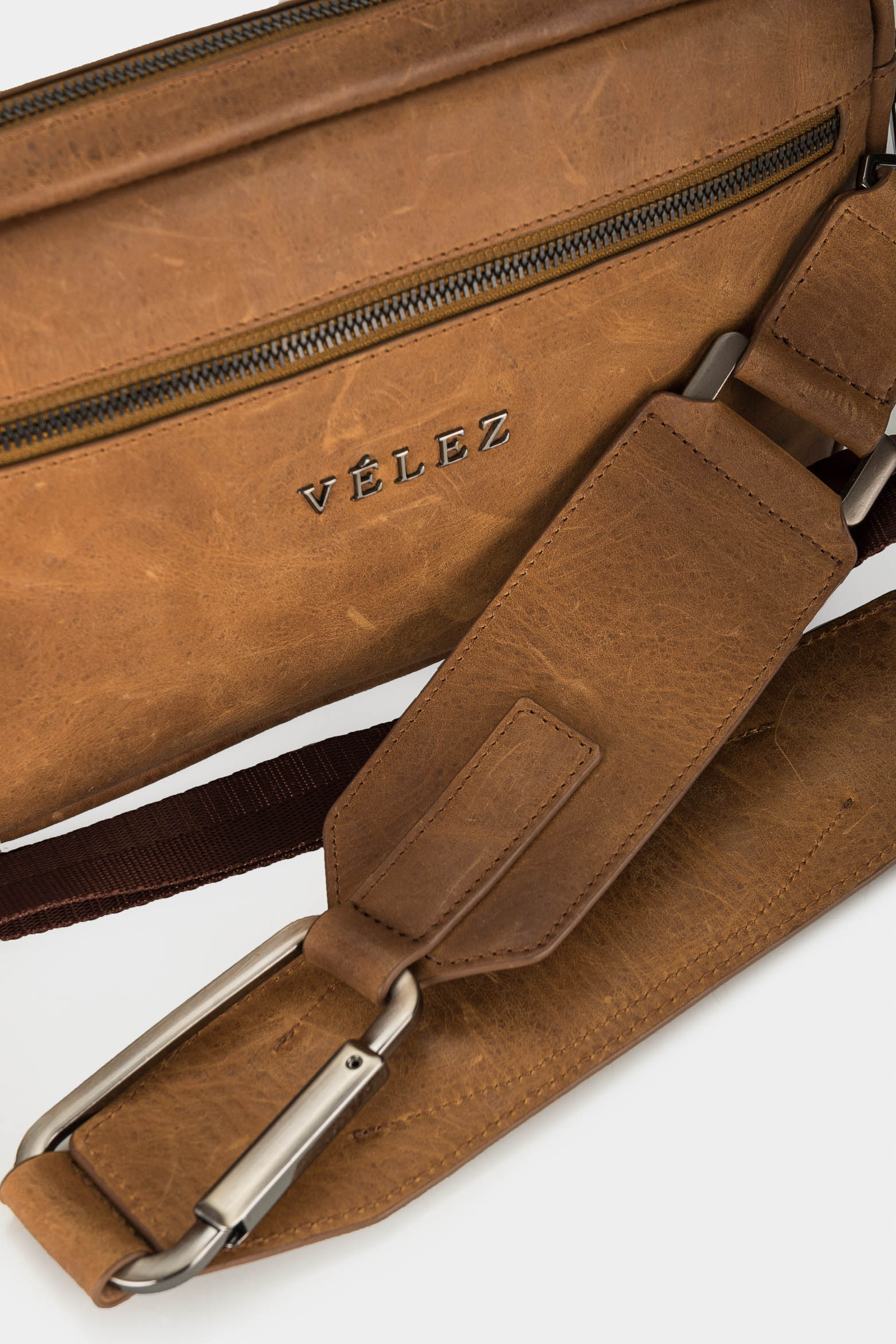 Men’s Cassatt Belt Handbags in Honey Leather with Front Pocket - Image 6