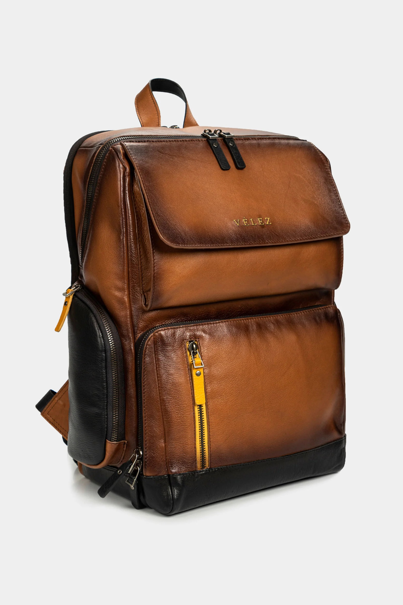 Men’s Imperial Backpack in Honey-Colored Leather with Front Pocket - Image 3