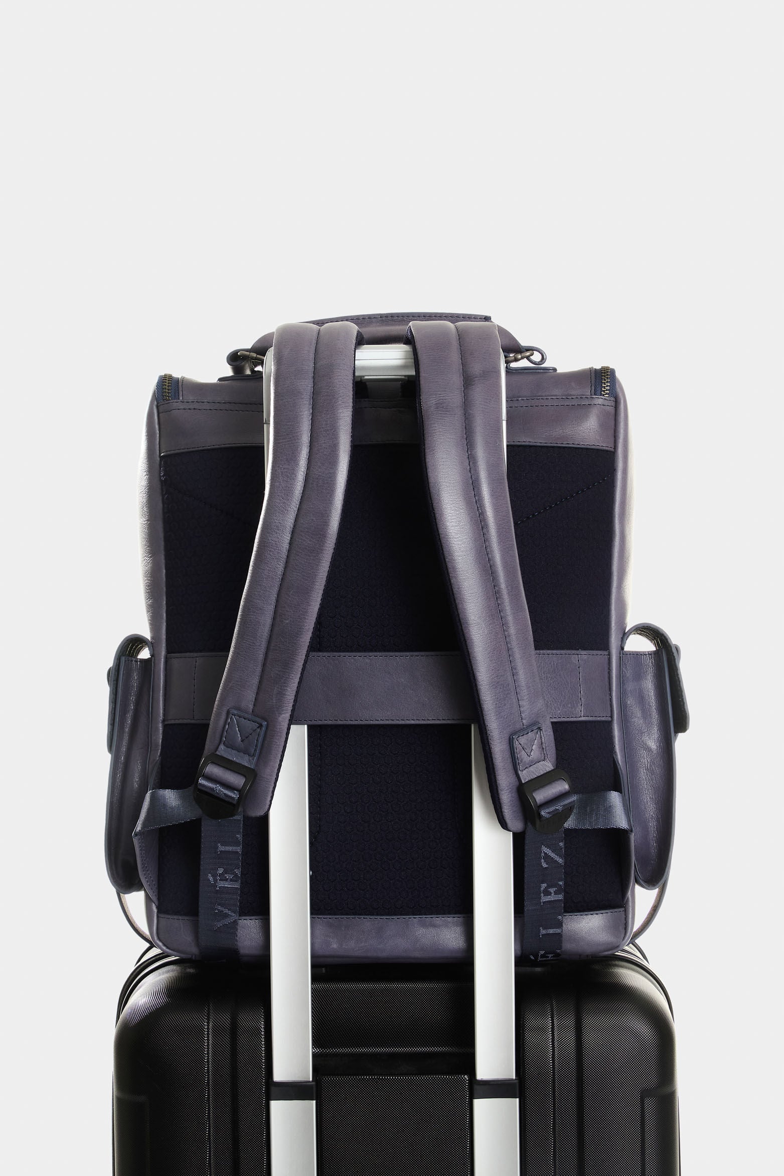 Men’s Leather Backpack new Archaeology - Image 3