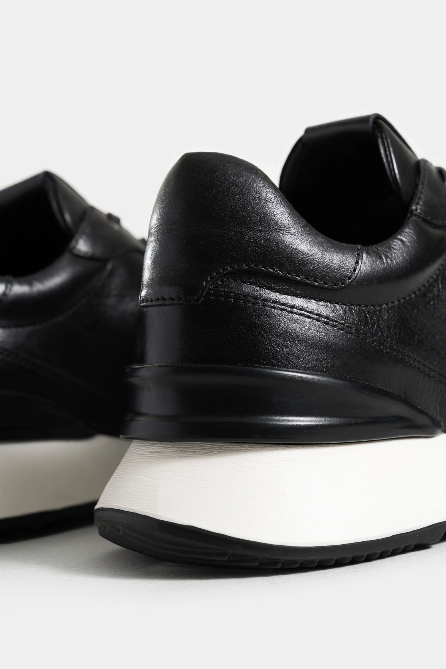 Men's Cooper 3 Leather Sneakers with Contrast Spoiler - Image 5