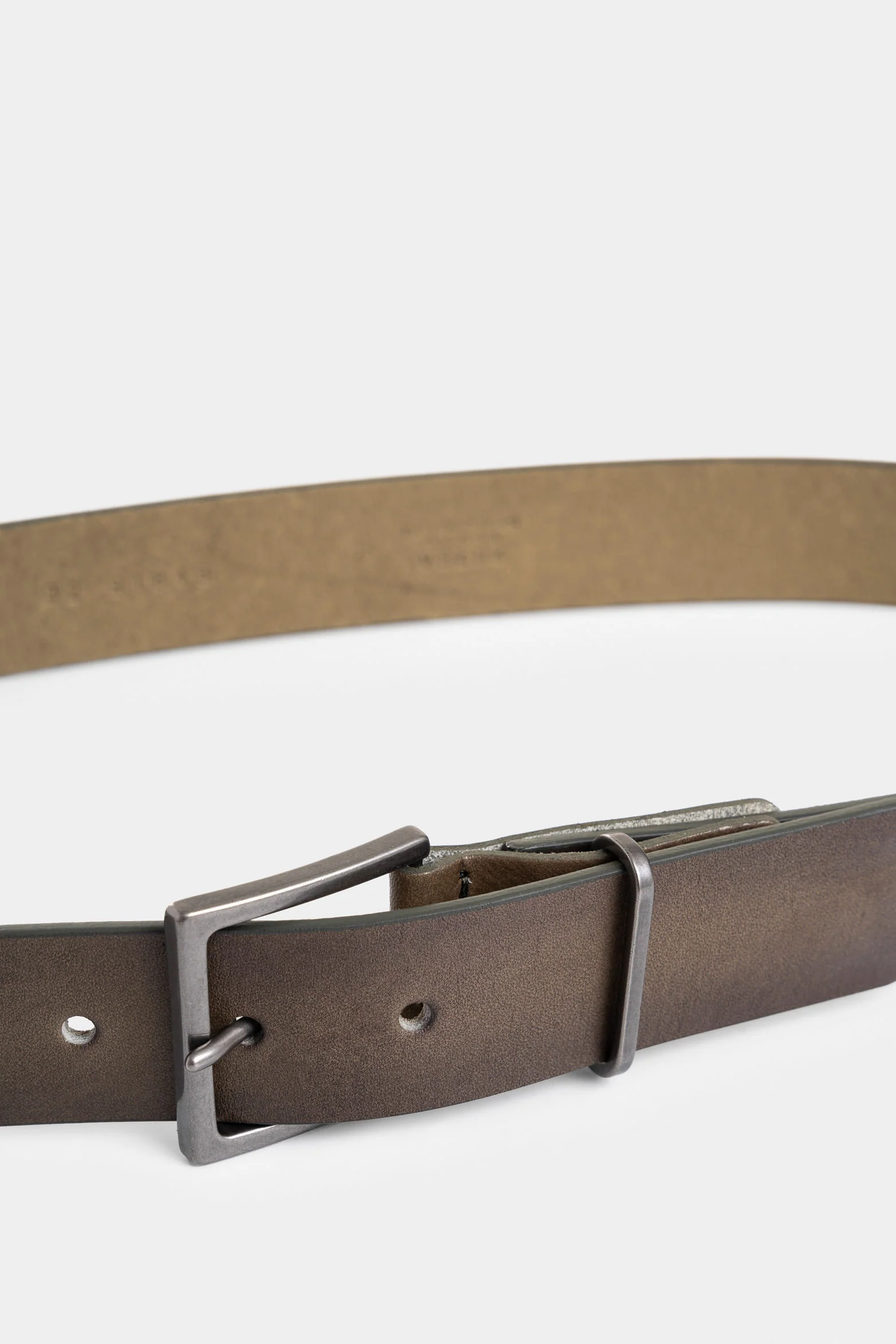 Men's Luster Leather Trapezoid-Tip Belt - Image 4