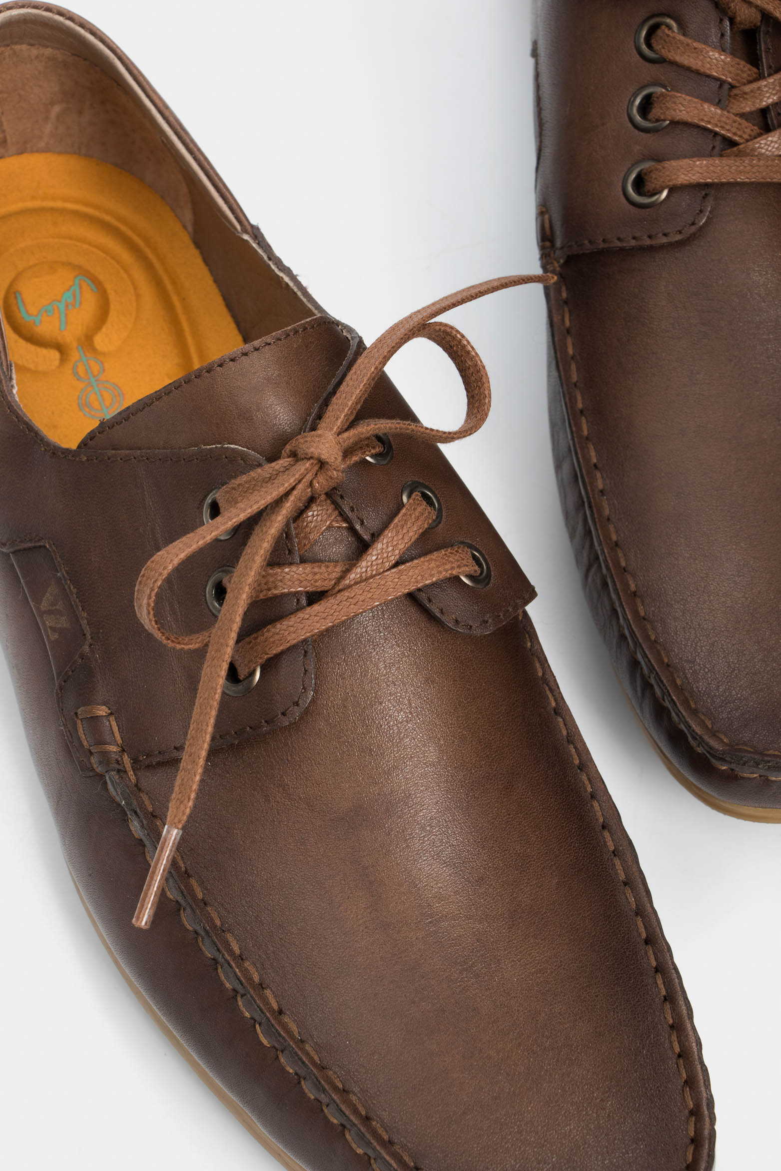 Mesta Boat Shoes in Honey-Colored Nautical Leather - Image 4