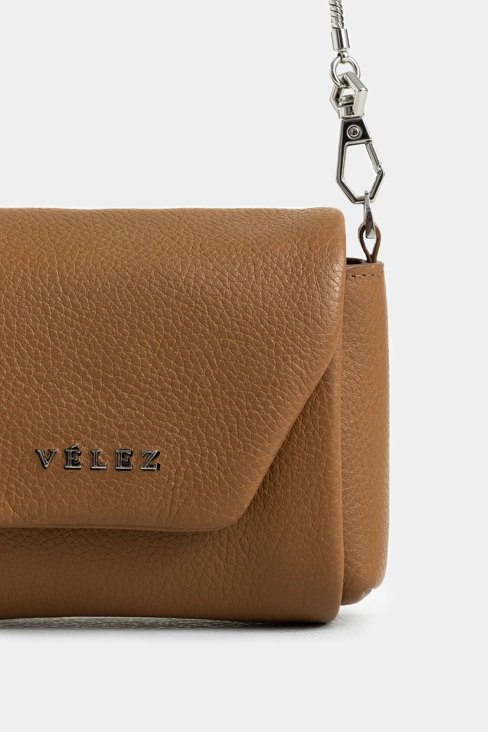 Mini Leather Card Holder for Women with Removable Chain - Image 4