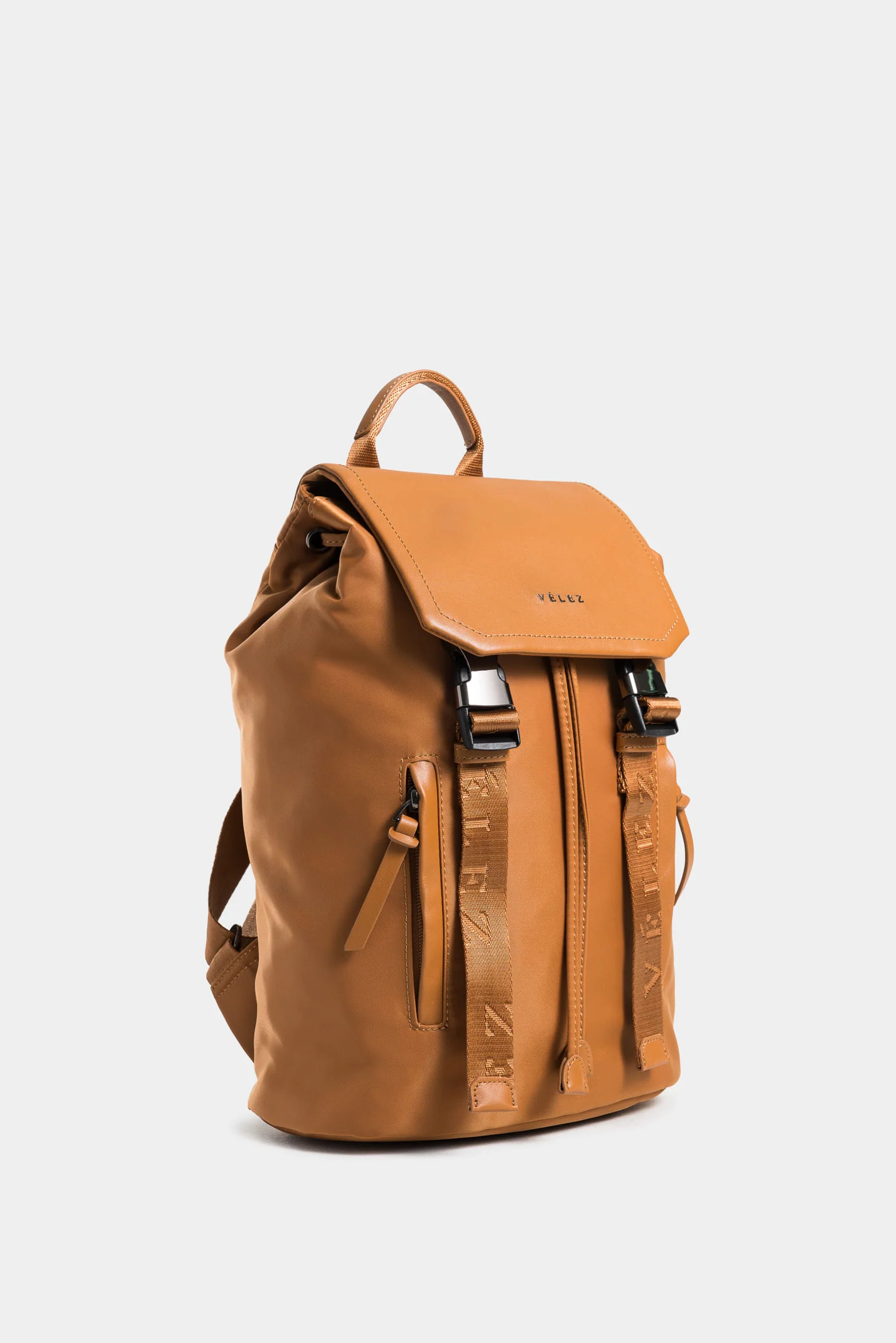 Nasca Tula Urban Style Leather and Recycled Nylon Backpack for Women - Image 2
