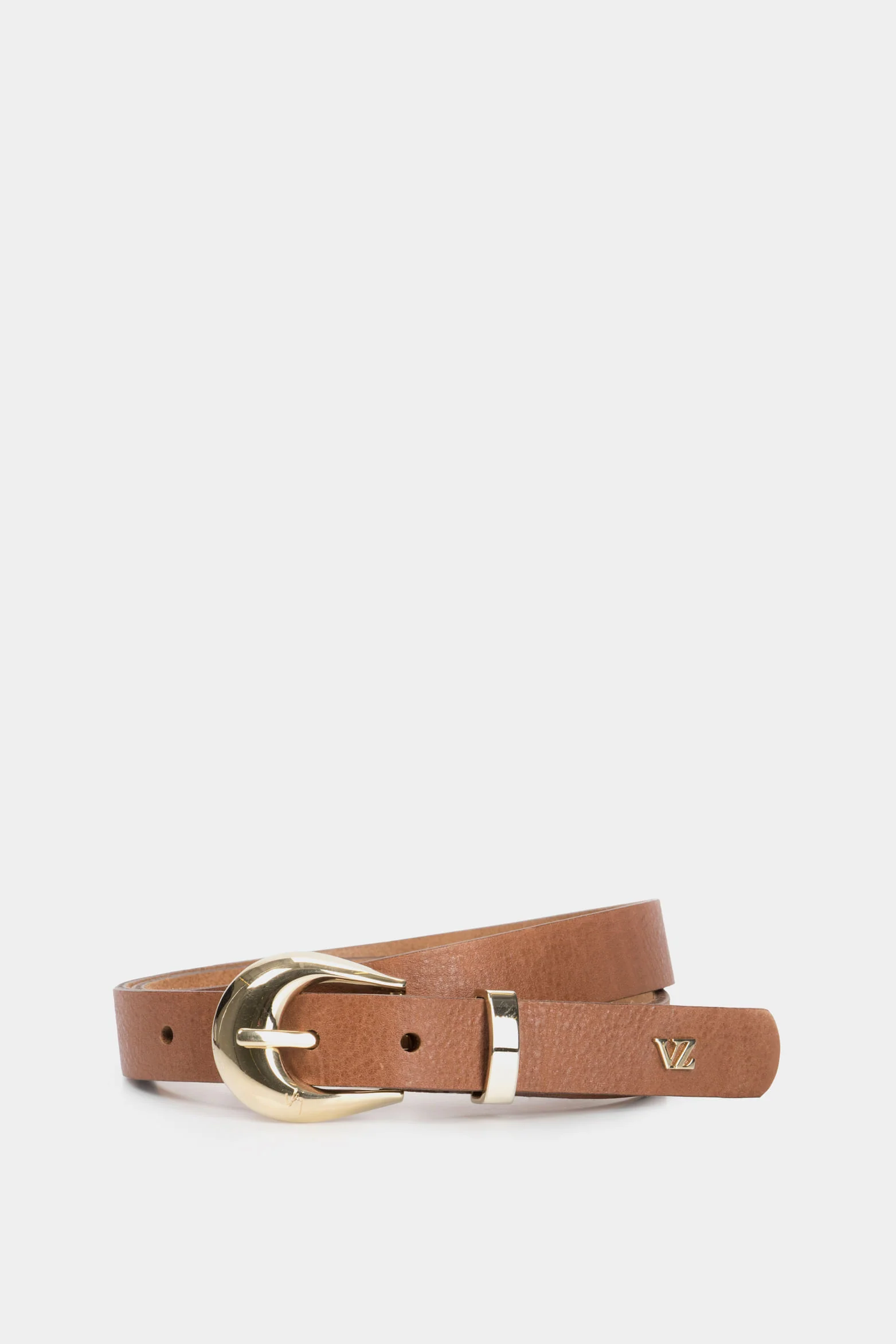 Regular belt engraved leather