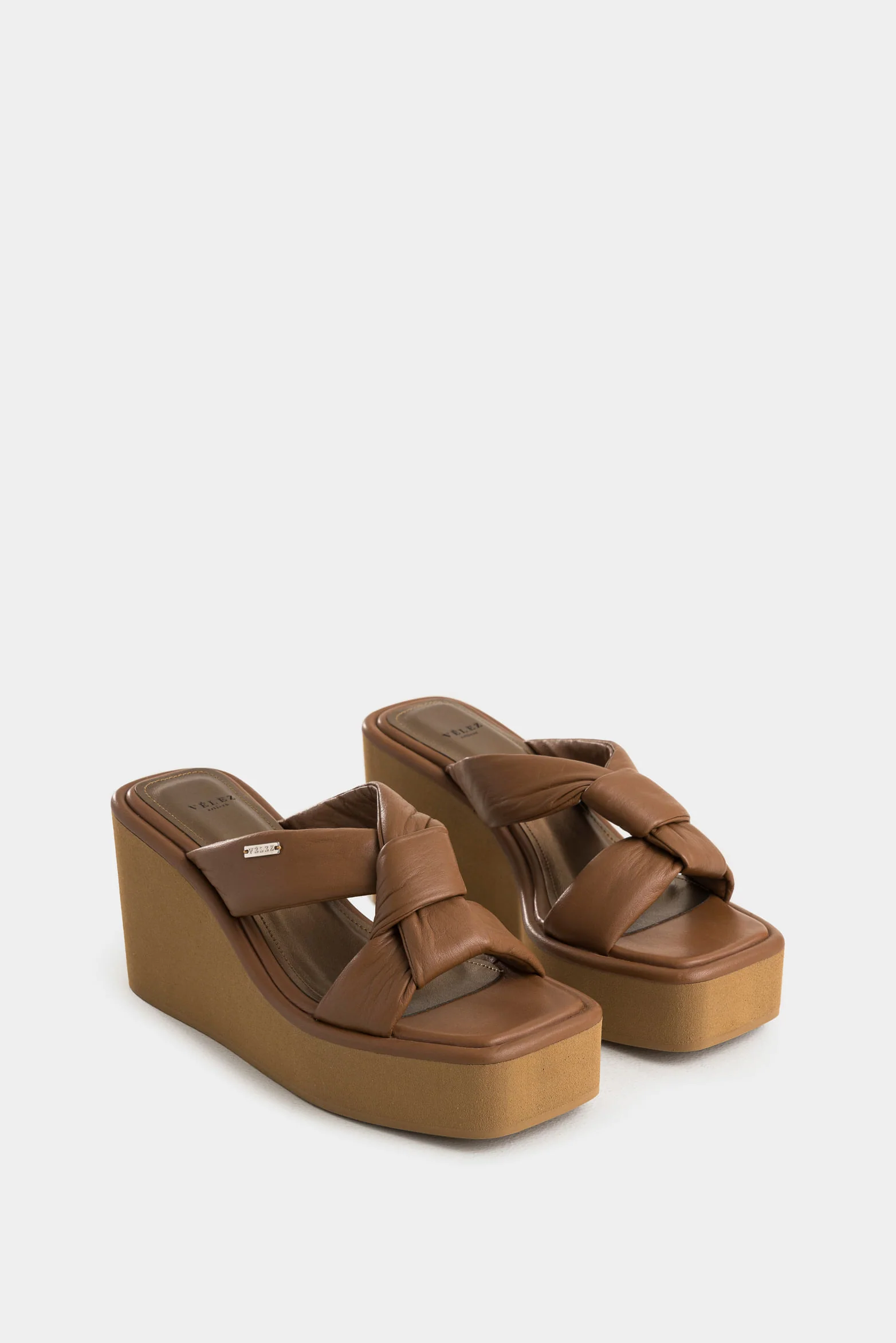 Resplandor Platform Sandal for Women with Knotted Strap - Image 2