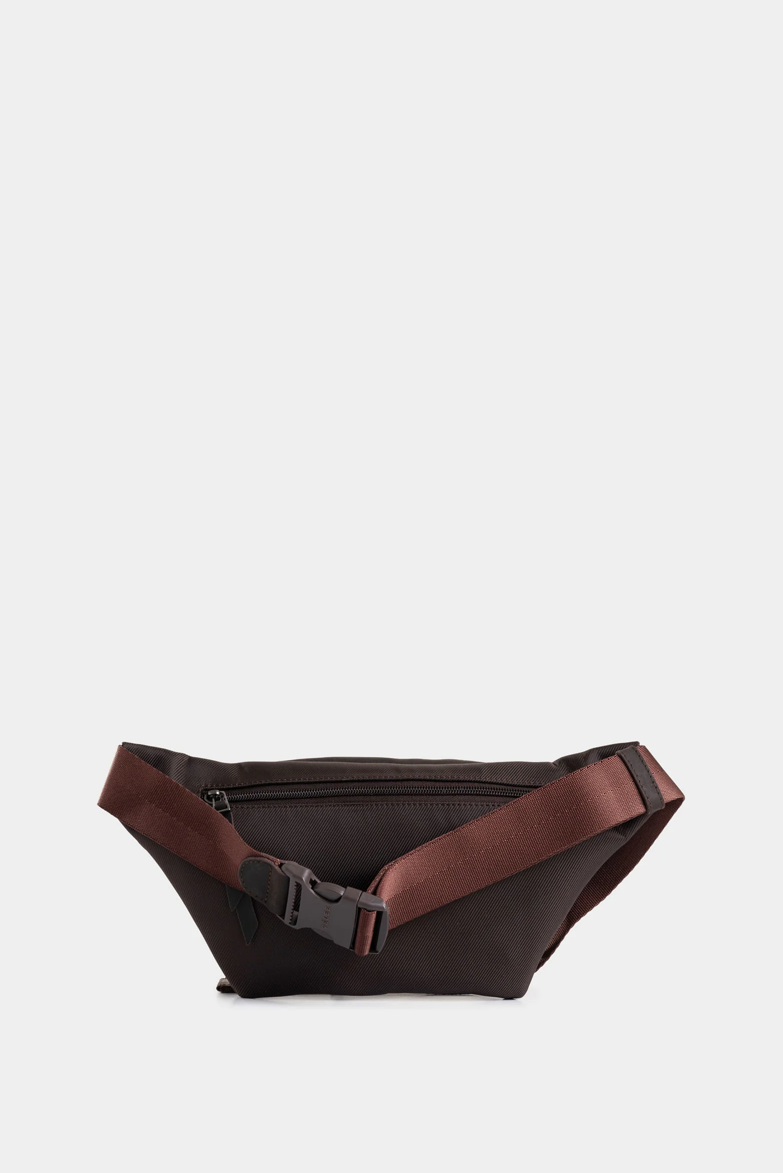 Retro brown leather bumbag - Image 3