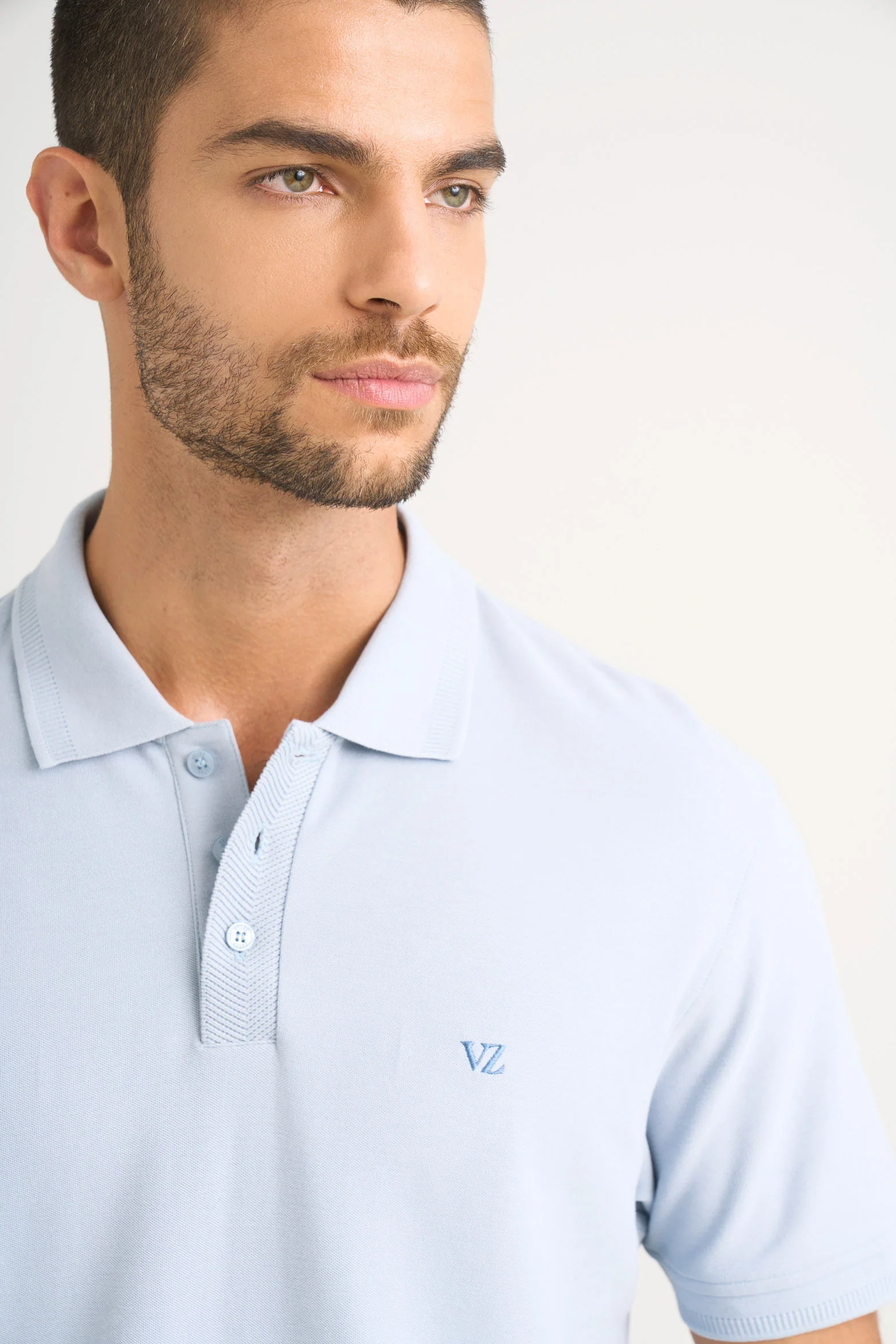Semi-fit polo shirt for men with jacquard detail - Image 3