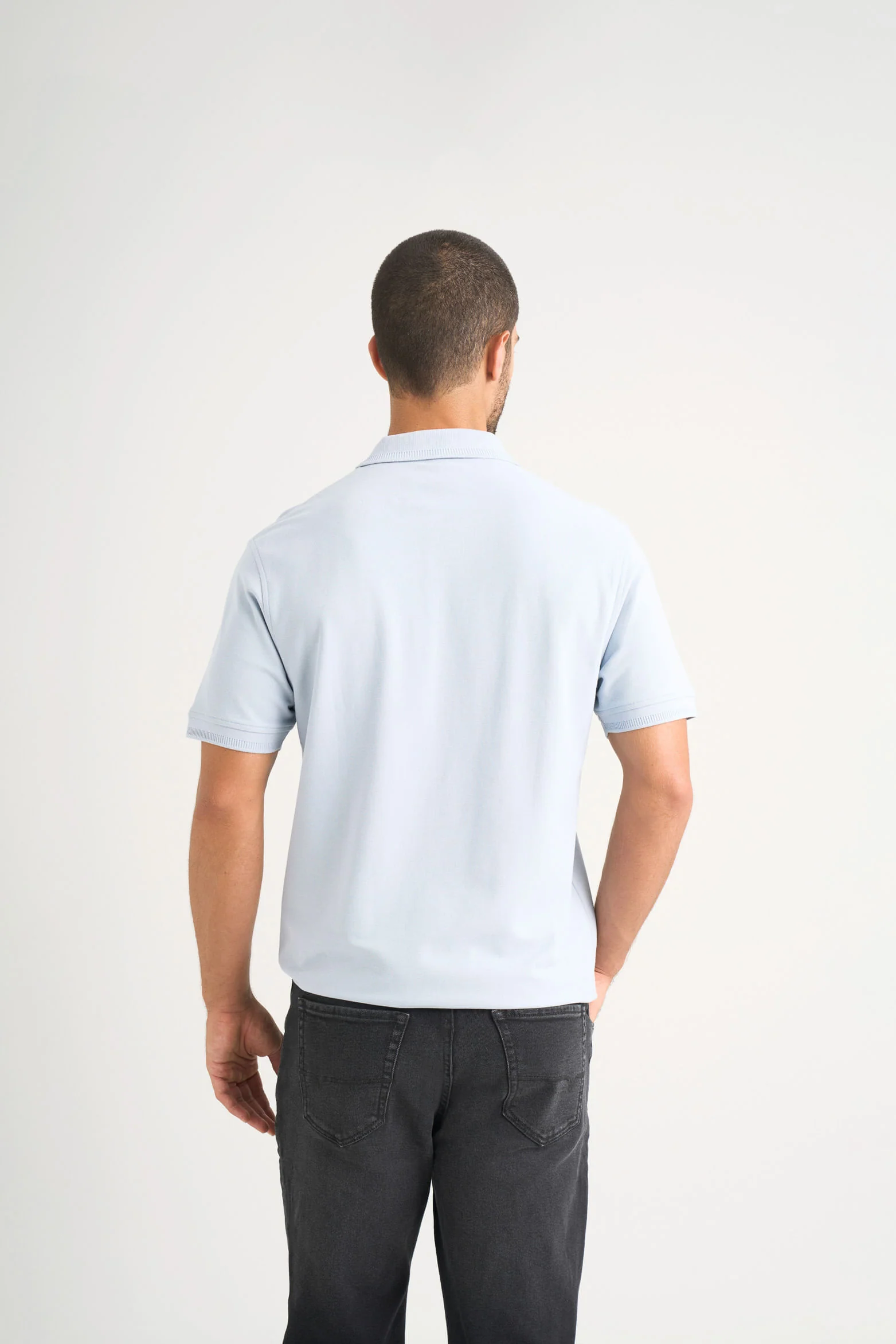 Semi-fit polo shirt for men with jacquard detail - Image 6