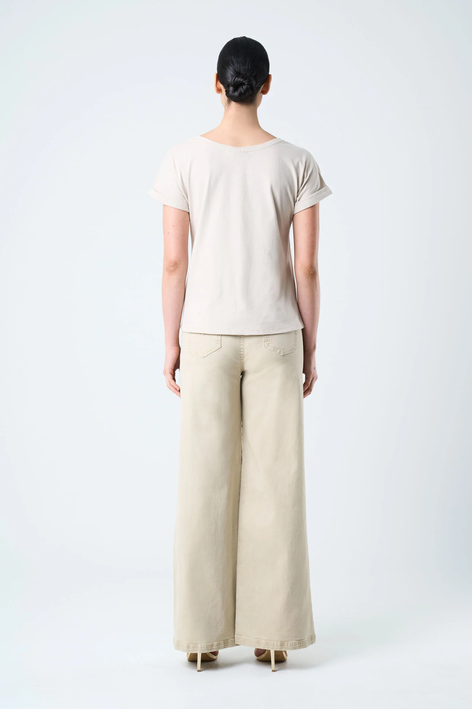 Short Sleeve T Shirt Leather Pocket - Image 3