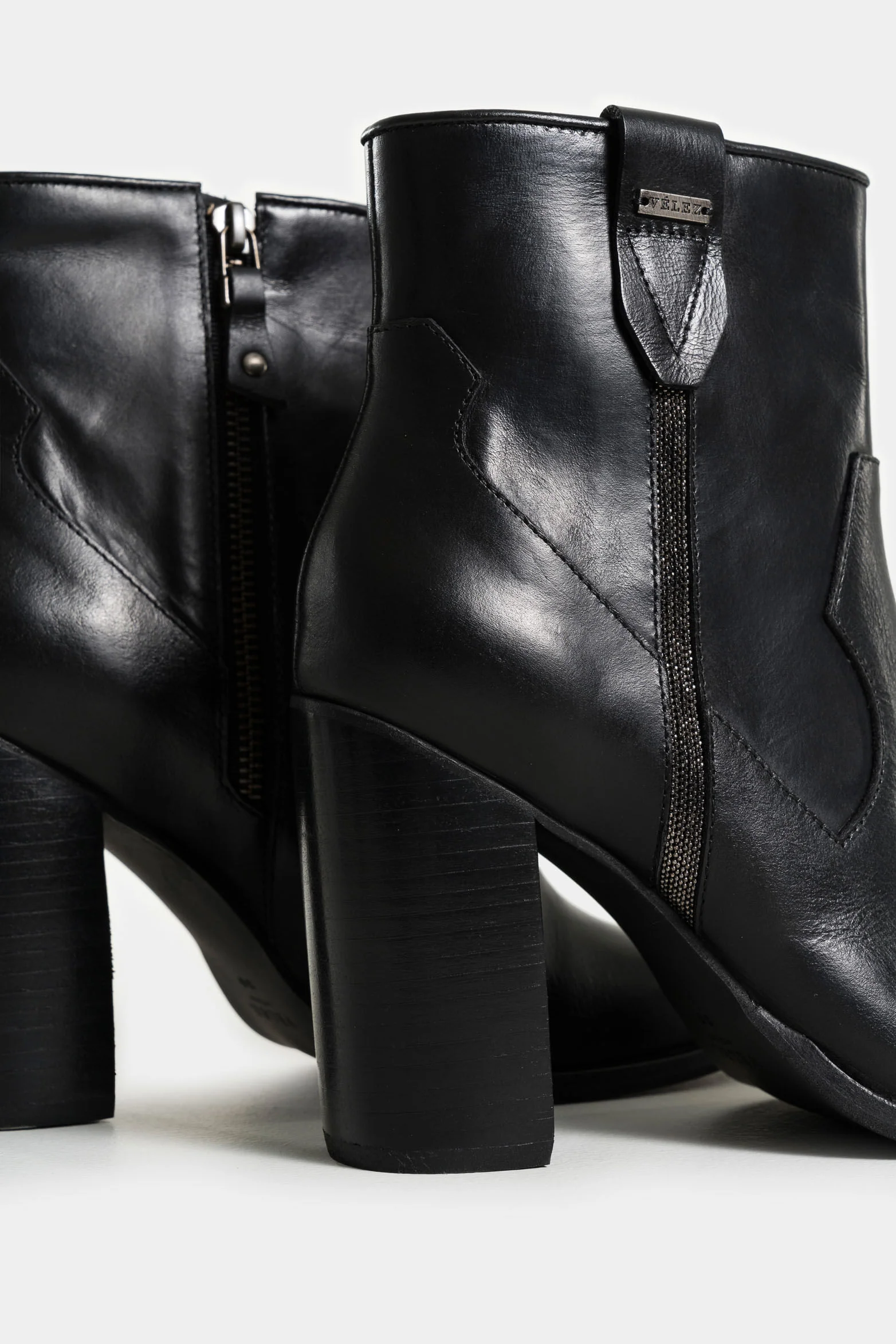 Tatacoa Leather Ankle Boots with Millaré Detailing - Image 5