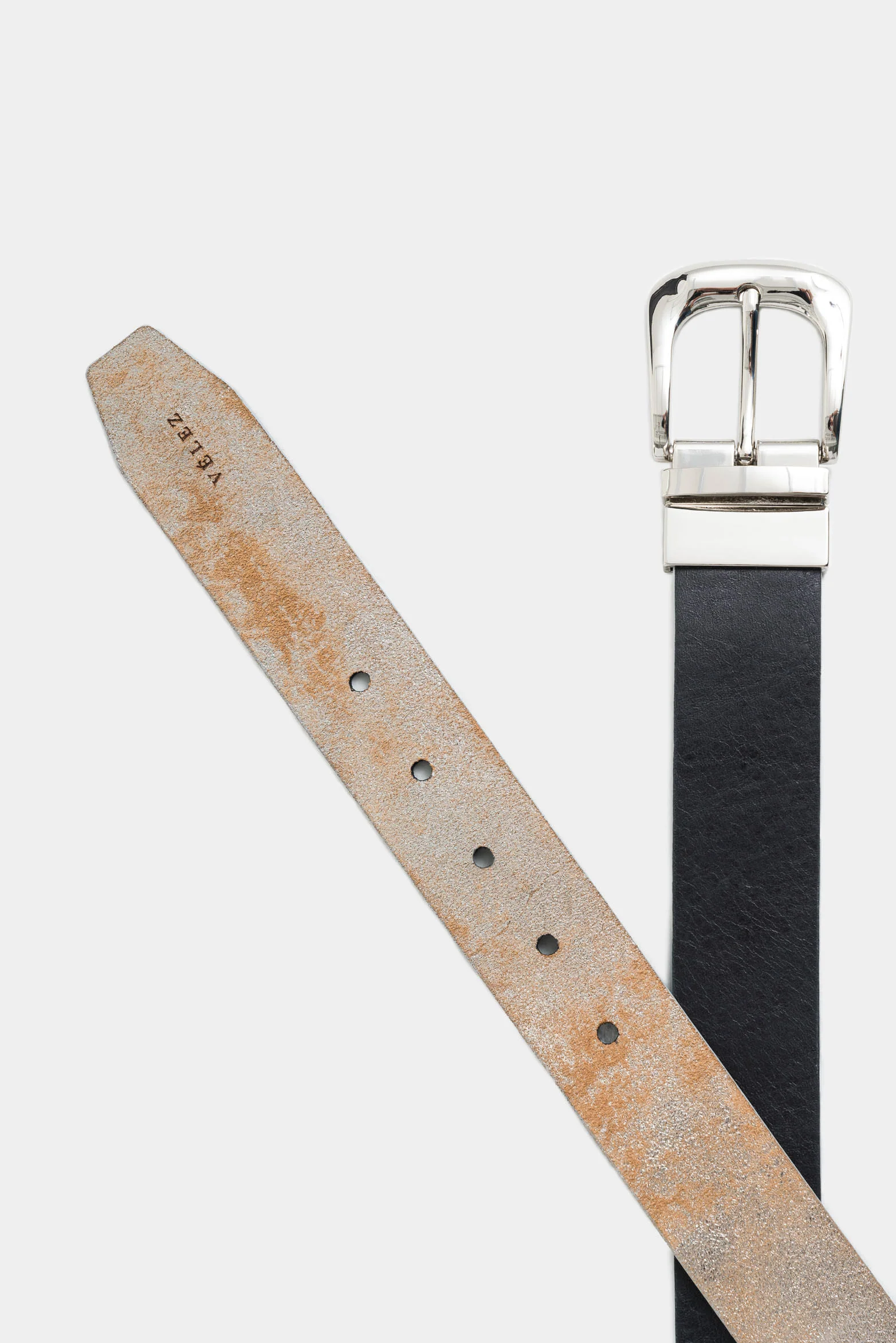 Tokyo Double-Sided Leather Belt for Women with Pyramid Studs - Image 3