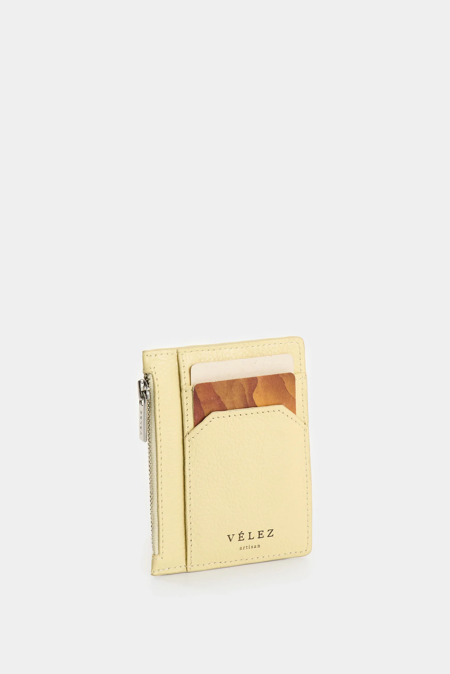 Versatile Dalia leather document holder for women - Image 2