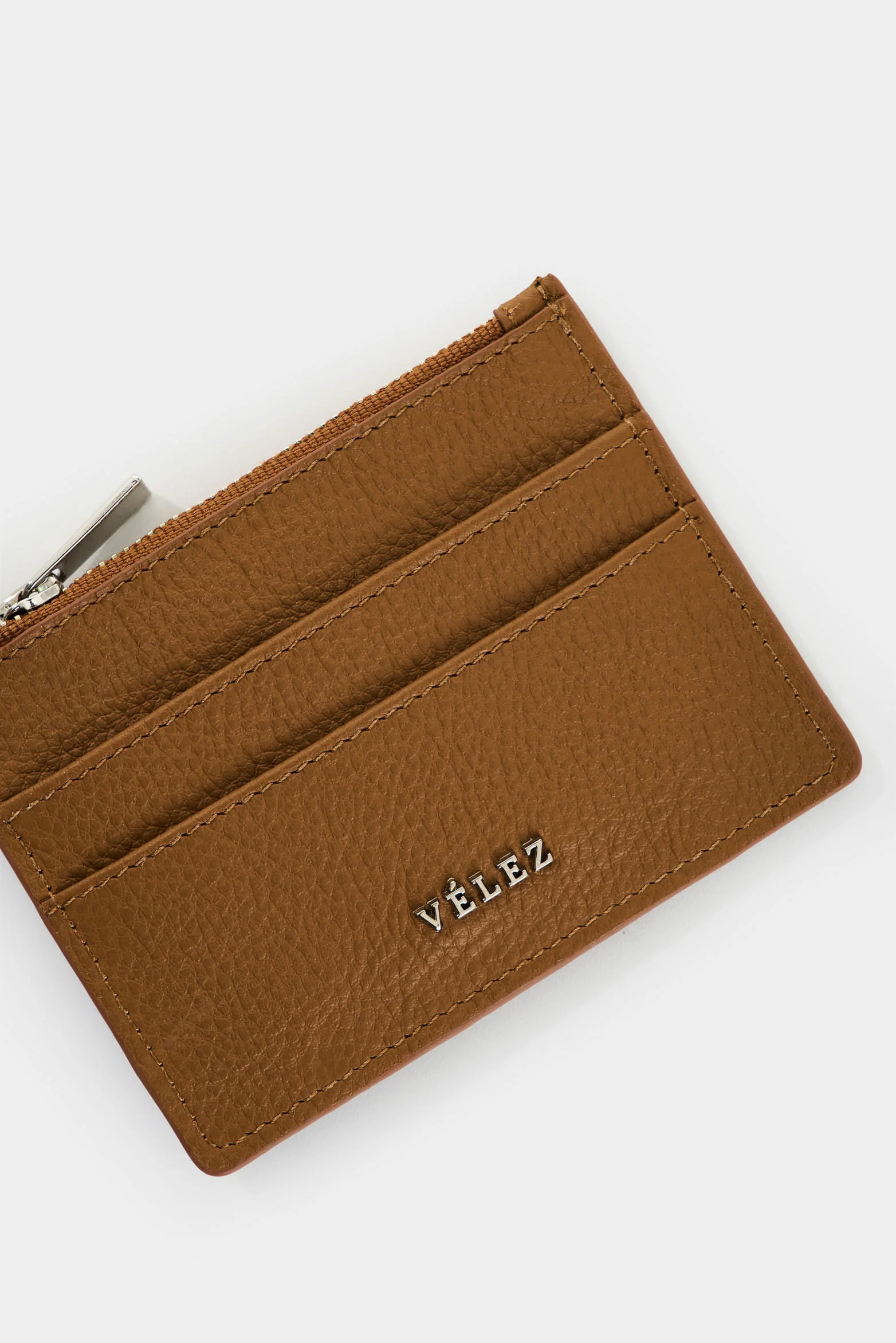 Versatile Dalia leather document holder for women - Image 4