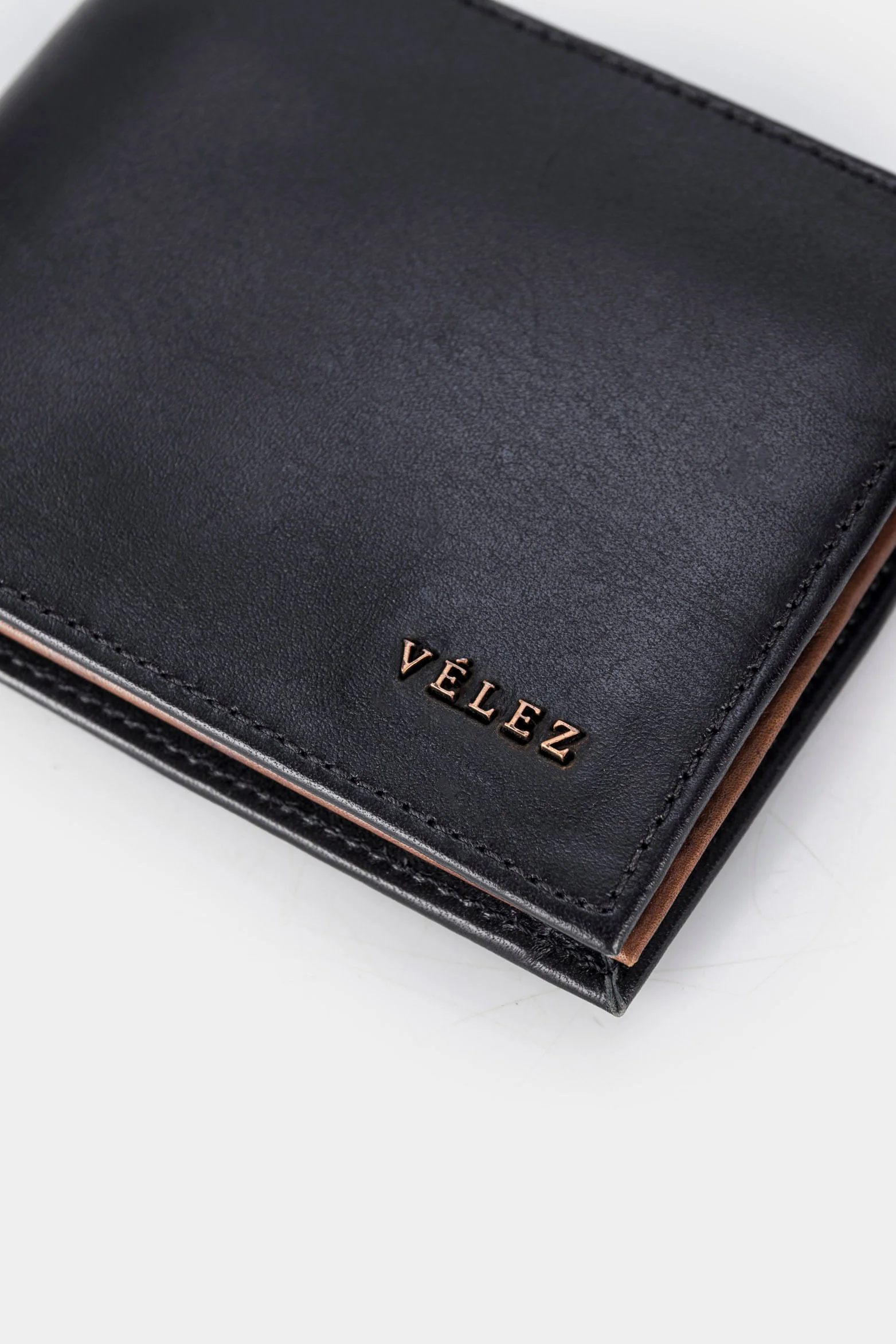 Wild Leather Wallet for Men with Internal Coin Pocket - Image 4